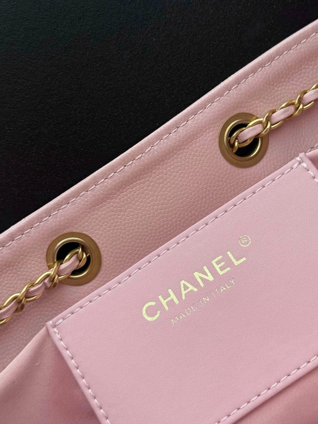 Chanel 25C Quilted Calfskin Hobo Shoulder Bag - Image 8
