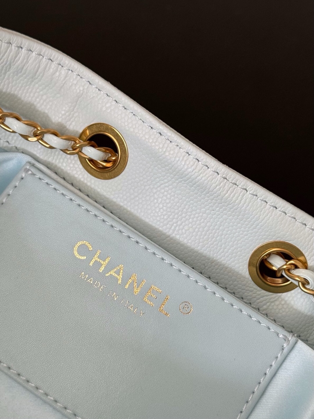 CHANEL 25C Quilted Leather Hobo Shoulder Bag - Image 8