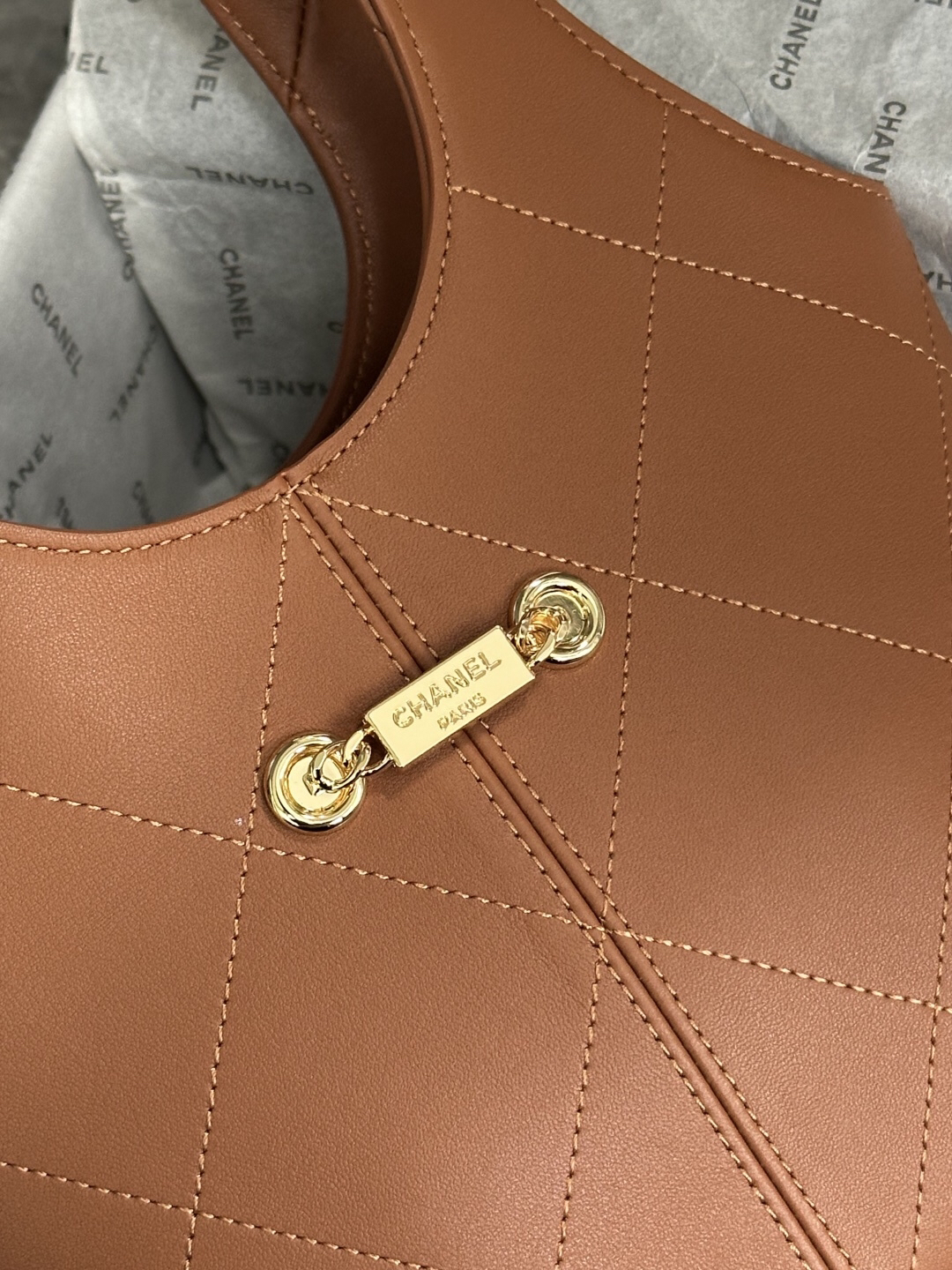 Chanel 26S Small Basket Hobo Bag - Image 8