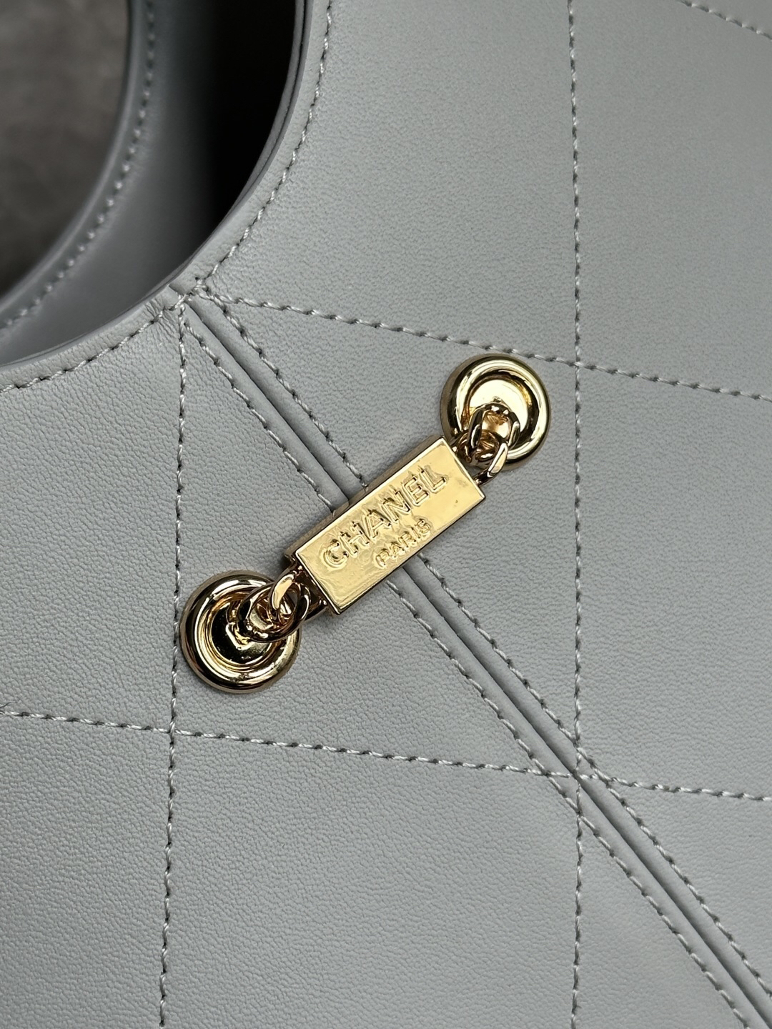 Chanel 26S Small Basket Hobo Bag - Image 8