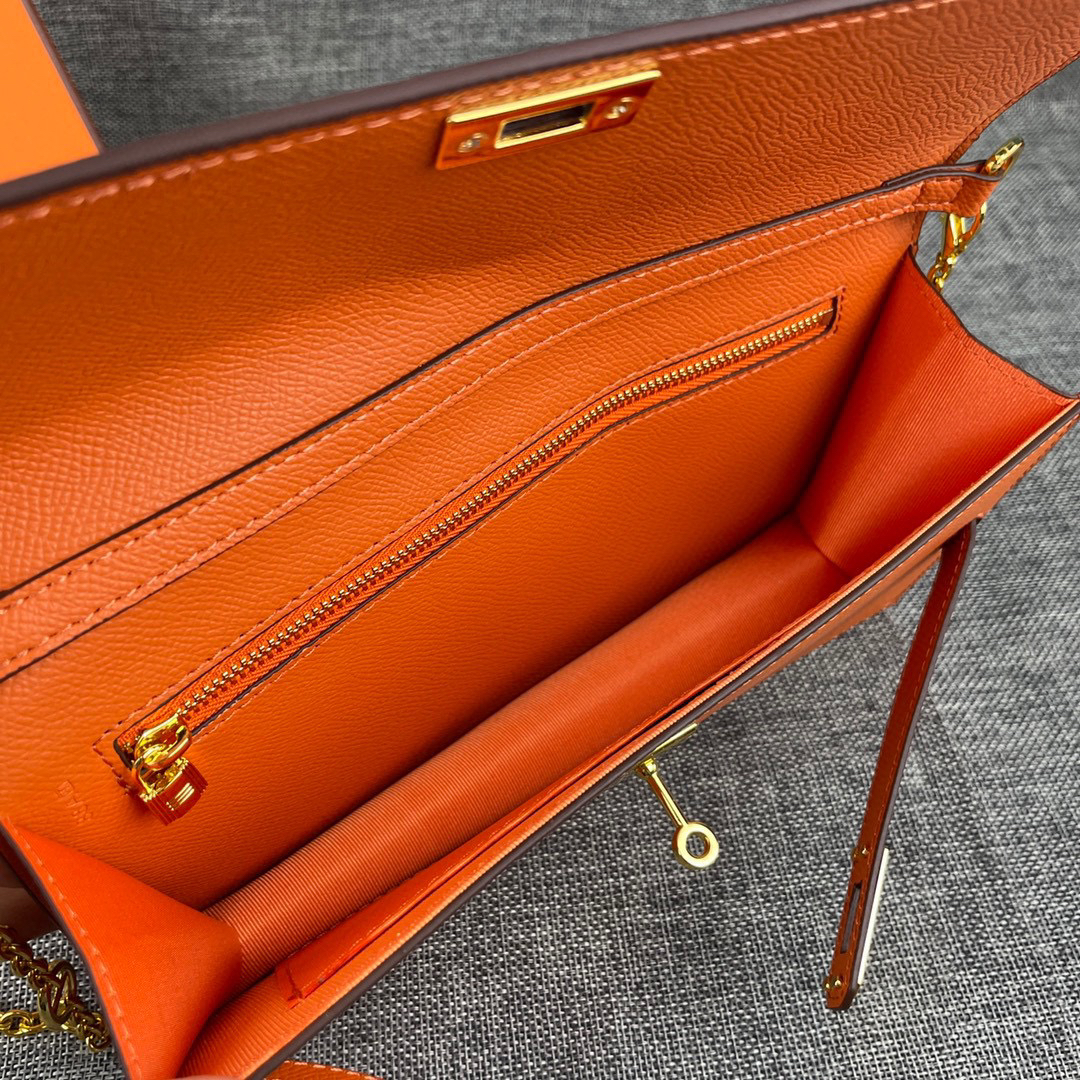 Hermès Kelly Palm-Grain Leather Crossbody Bag - Image 8