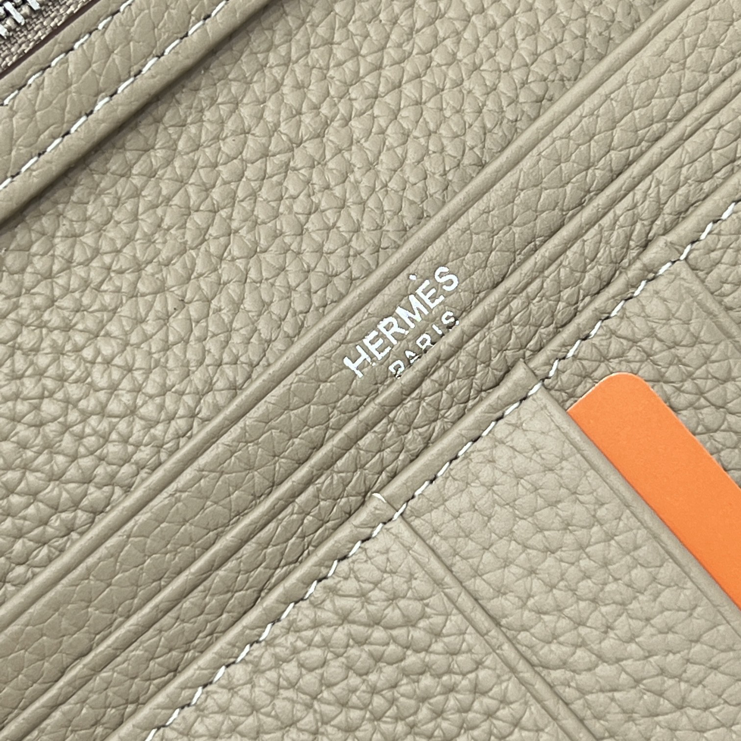 Hermès 5123 Litchi-Pattern Leather Long Wallet - Image 8