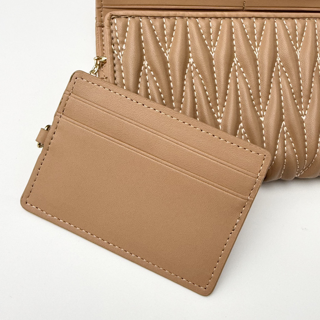Miu Miu Leather Wallet 943 - Image 8