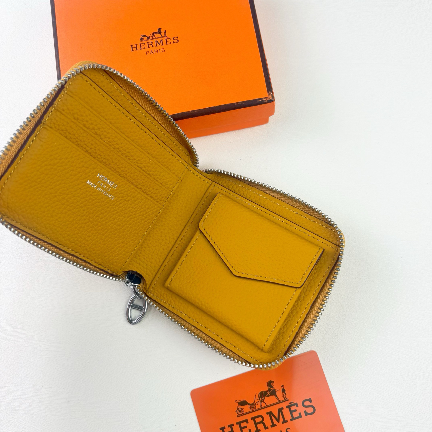 Hermès Silk'in Leather Wallet - Image 8
