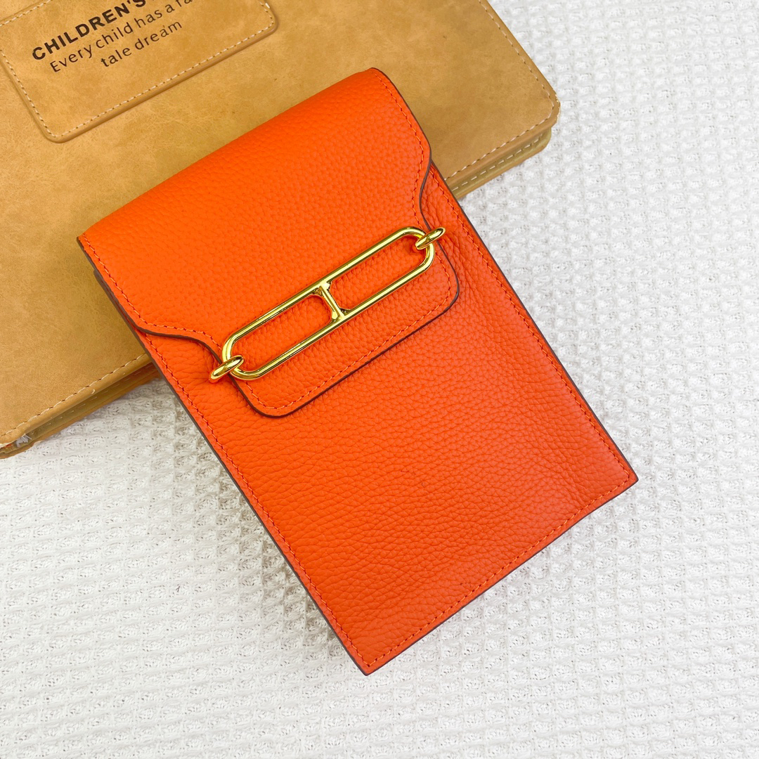 Hermes Pig Nose Shoulder Bag in Togo Calfskin - Image 8
