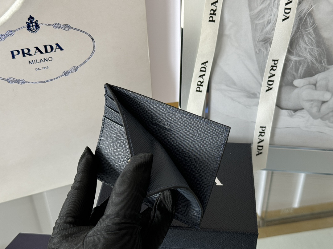 Prada Saffiano Leather Card Holder 2MC223 - Image 8
