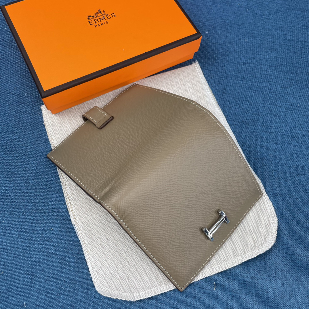 Hermès Palm-Grain Leather Wallet - Image 8