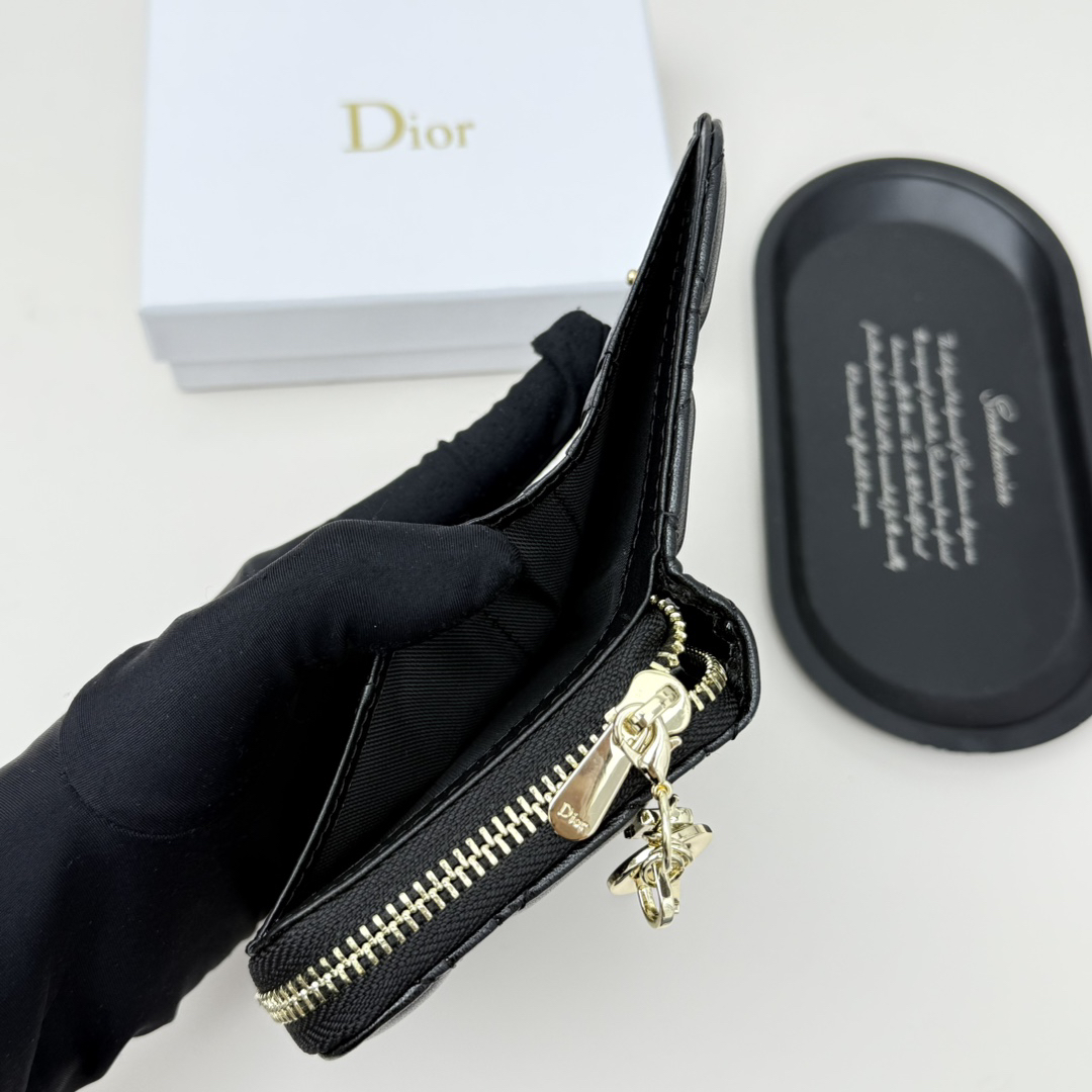 Dior Leather Wallet - Image 8