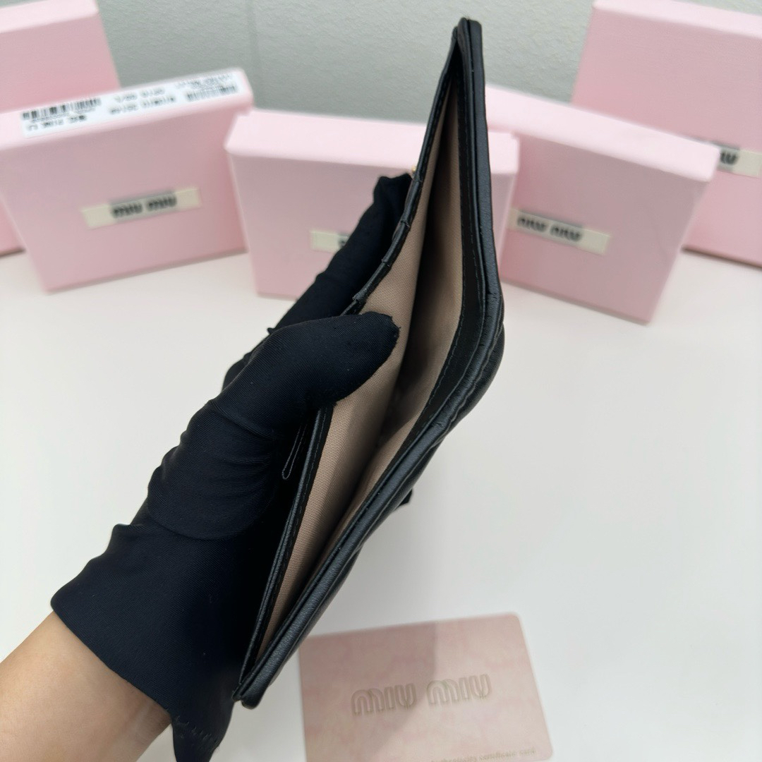 Miu Miu Lambskin Wallet - Image 8
