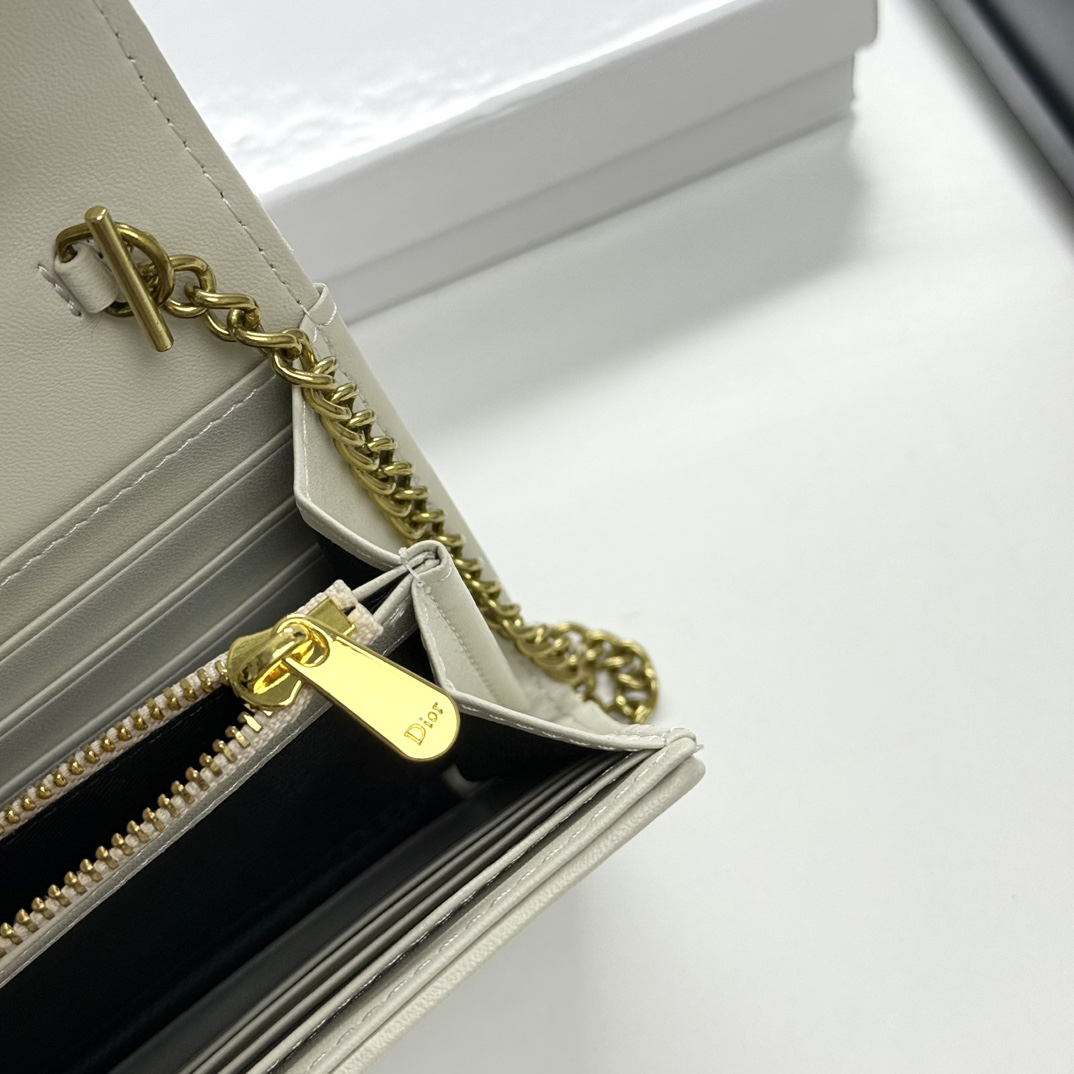 Dior Leather Shoulder Bag 62166 - Image 8