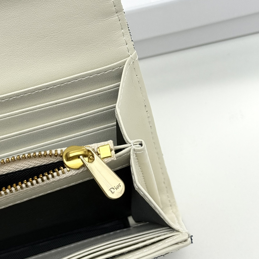 Dior 0938 Leather Bag - Image 8