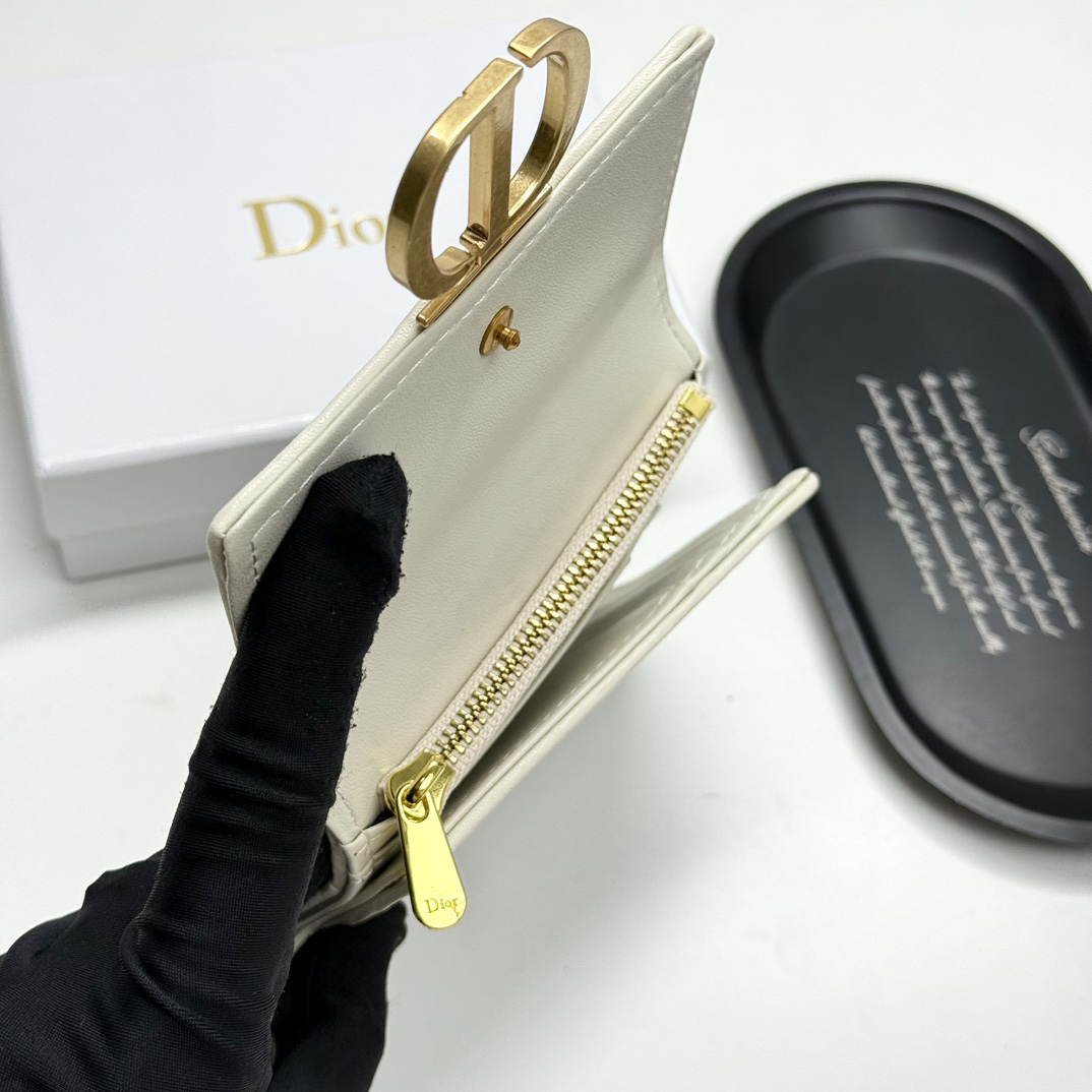 Dior 1818 Leather Wallet - Image 8