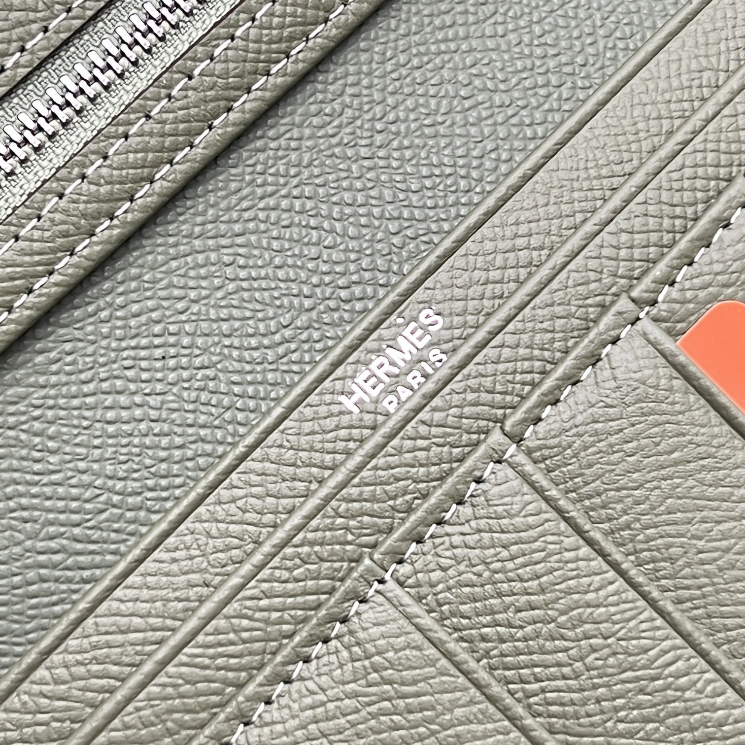 Hermès Women's Togo Leather Zip Wallet - Image 8