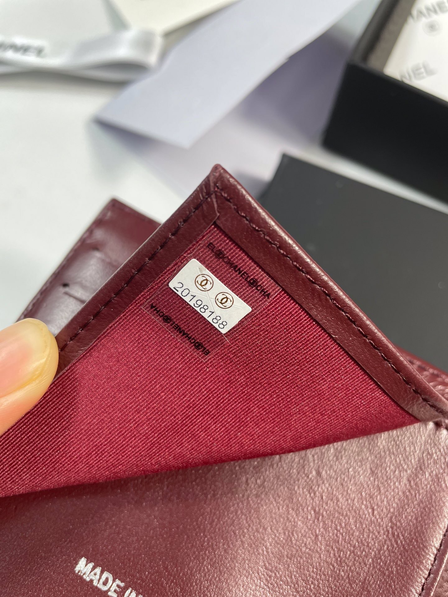 Chanel Leather Wallet and Card Holder - Image 8