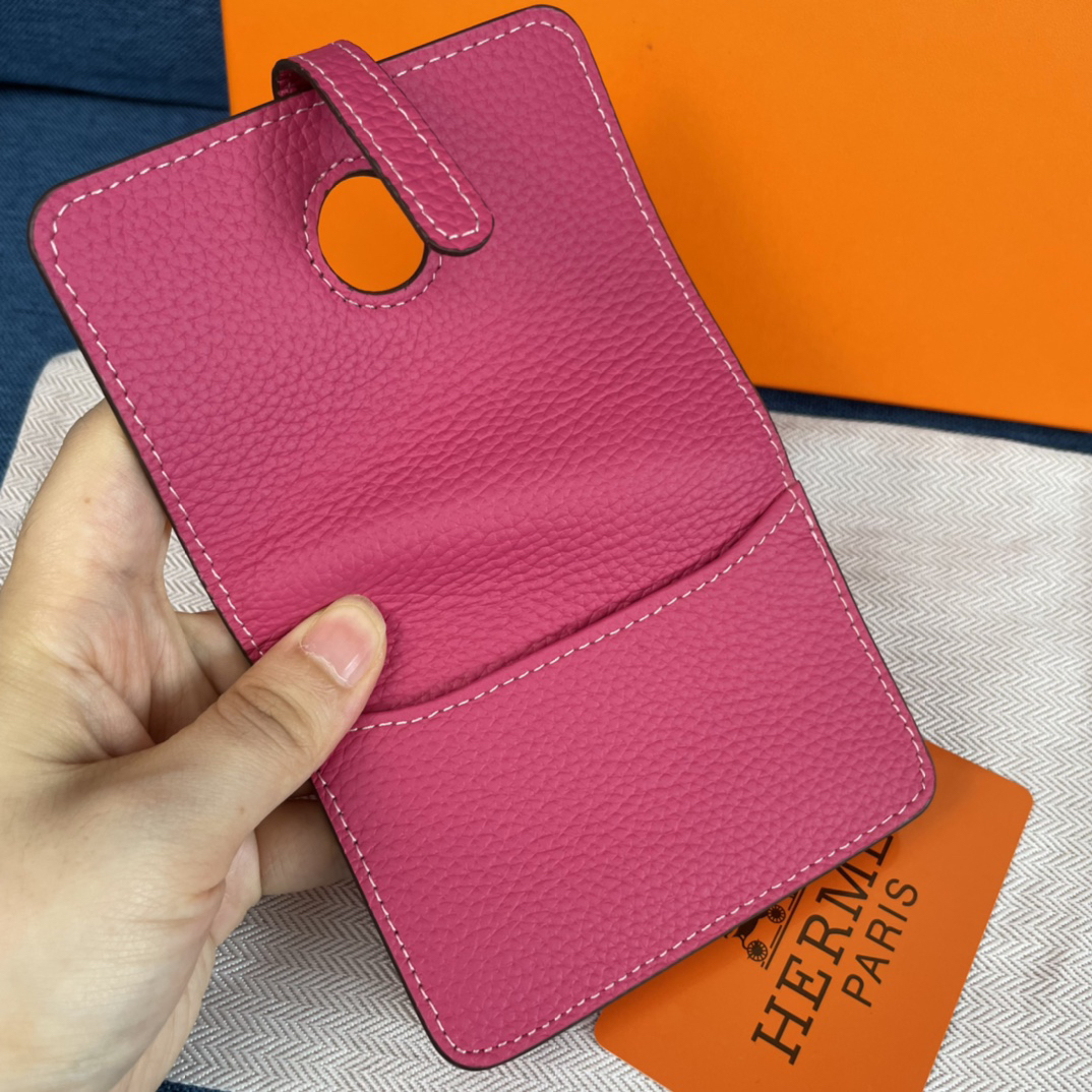 Hermès Togo Leather Wallet - Image 8