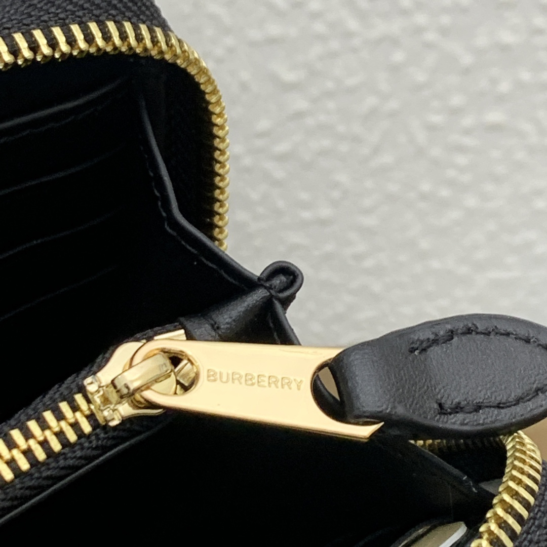 Burberry Checkered Full-Zip Wallet - Image 8
