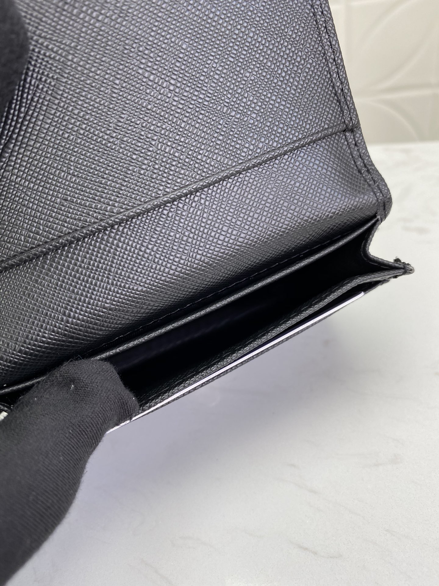 Prada Men's Card Holder 2MC122 - Image 8