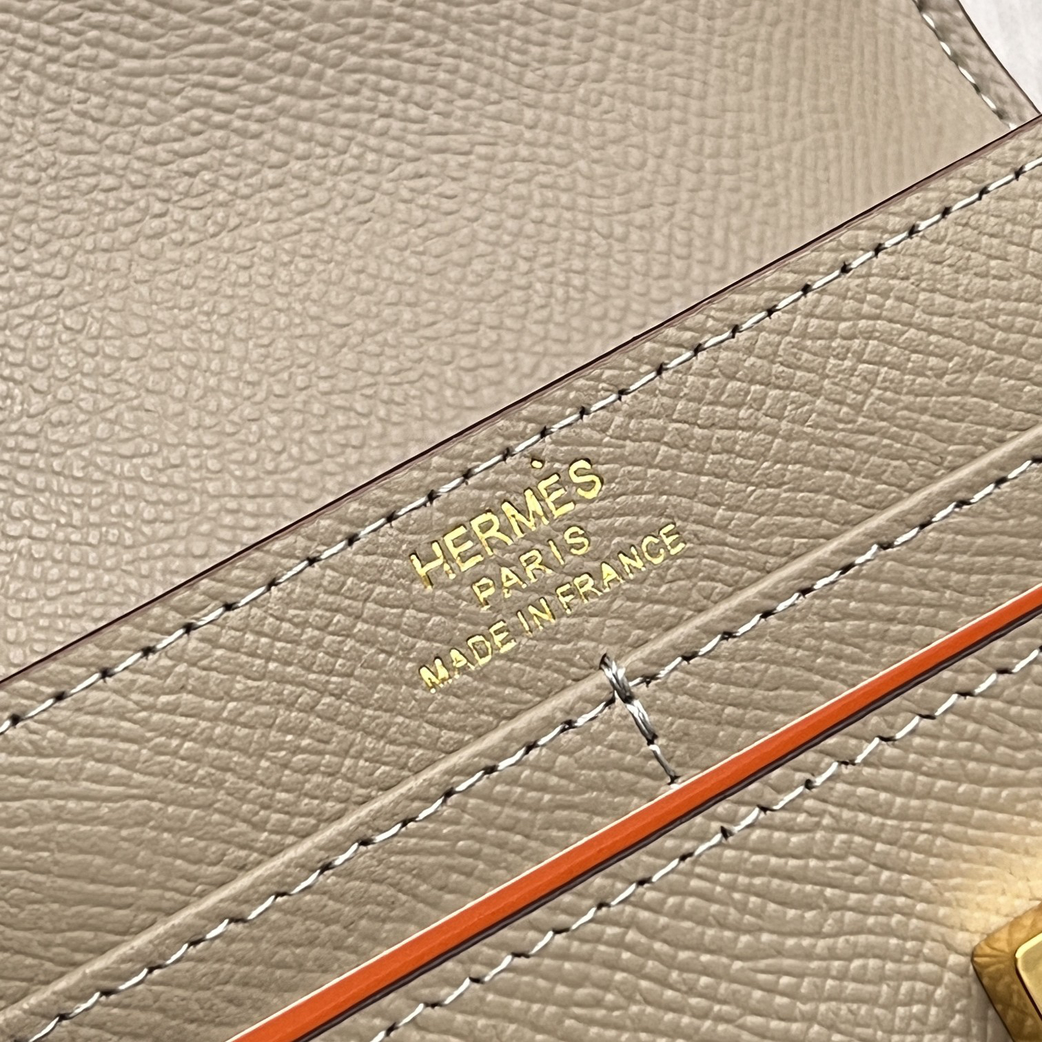 Hermès Constance 537 Palm-Grain Leather Shoulder Bag - Image 8