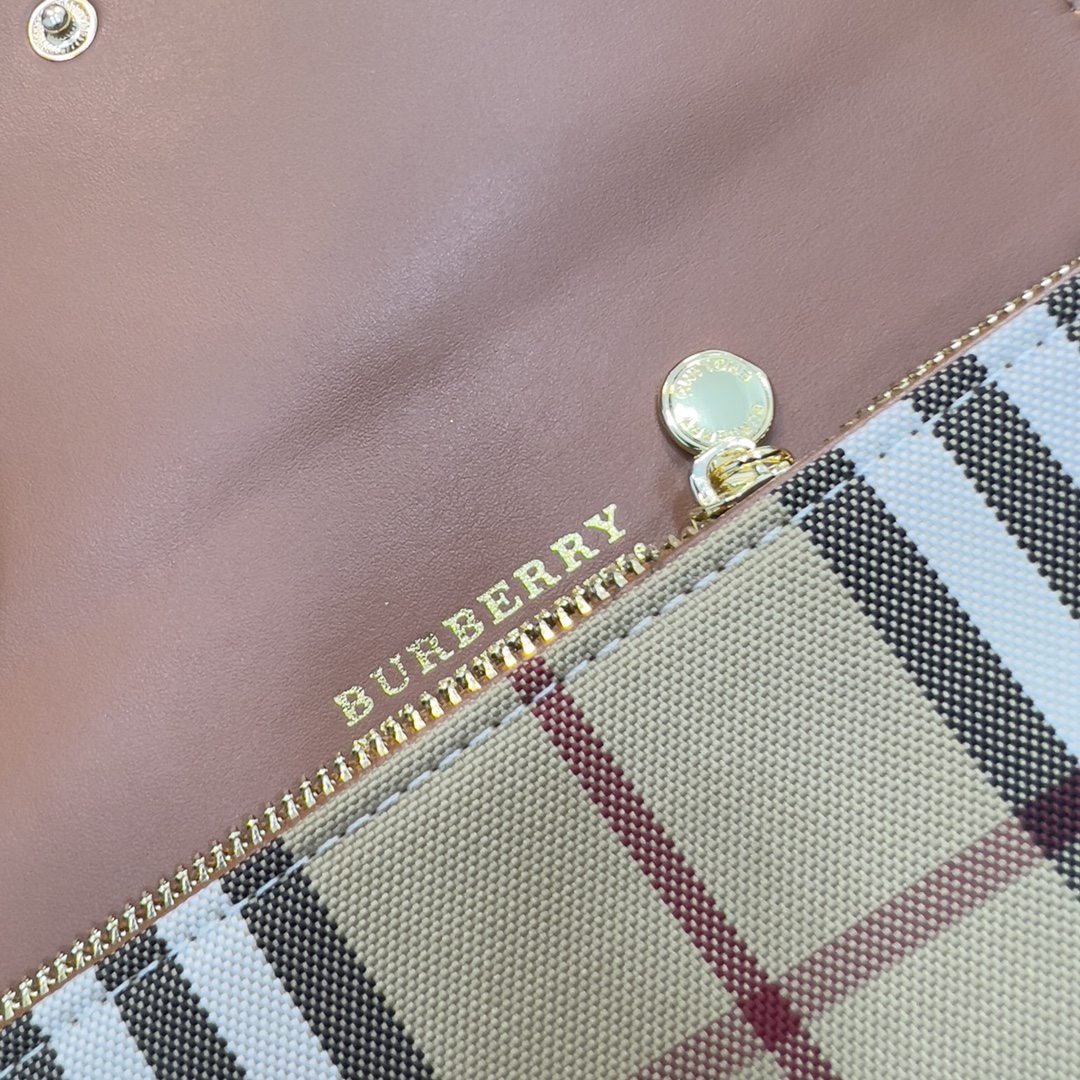 Burberry Vintage Check Long Wallet - Image 8