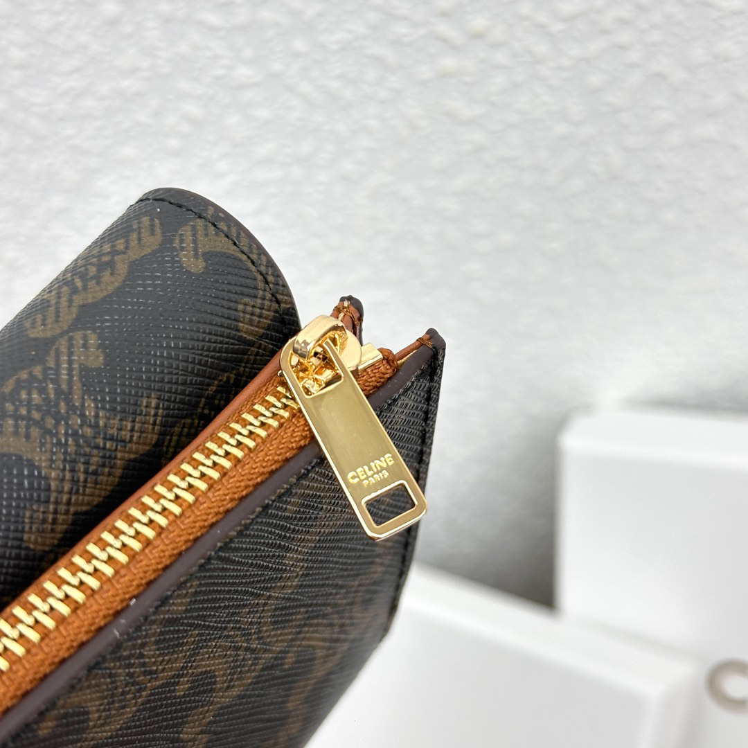 CELINE VICTOIRE Triomphe Leather Wallet - Image 8