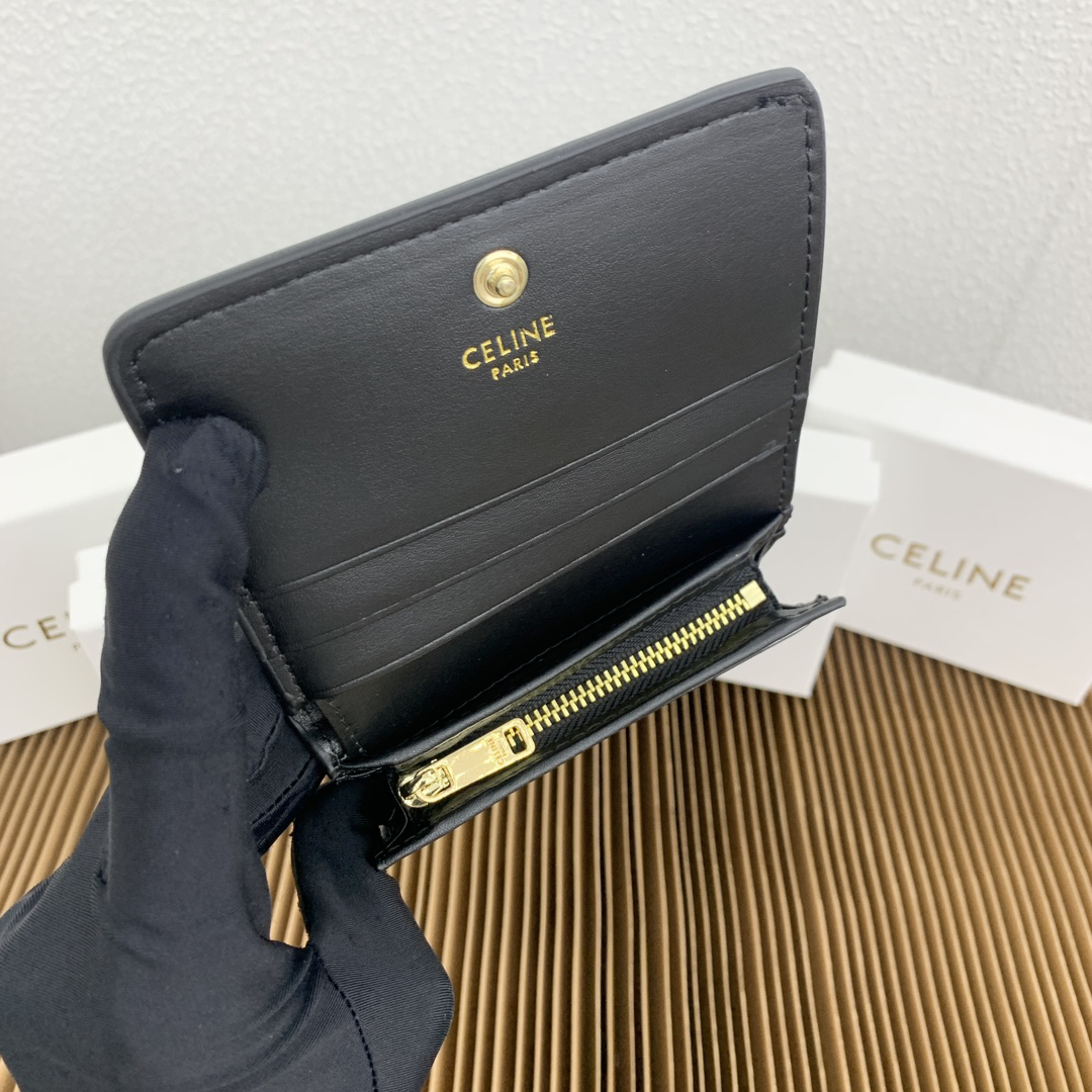 Celine Triomphe Leather Short Wallet - Image 8