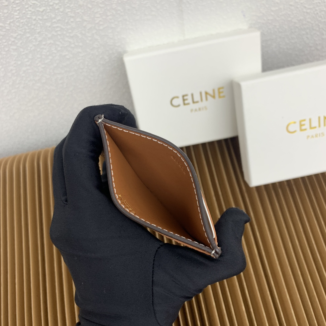 Triomphe Leather Card Holder - Image 8
