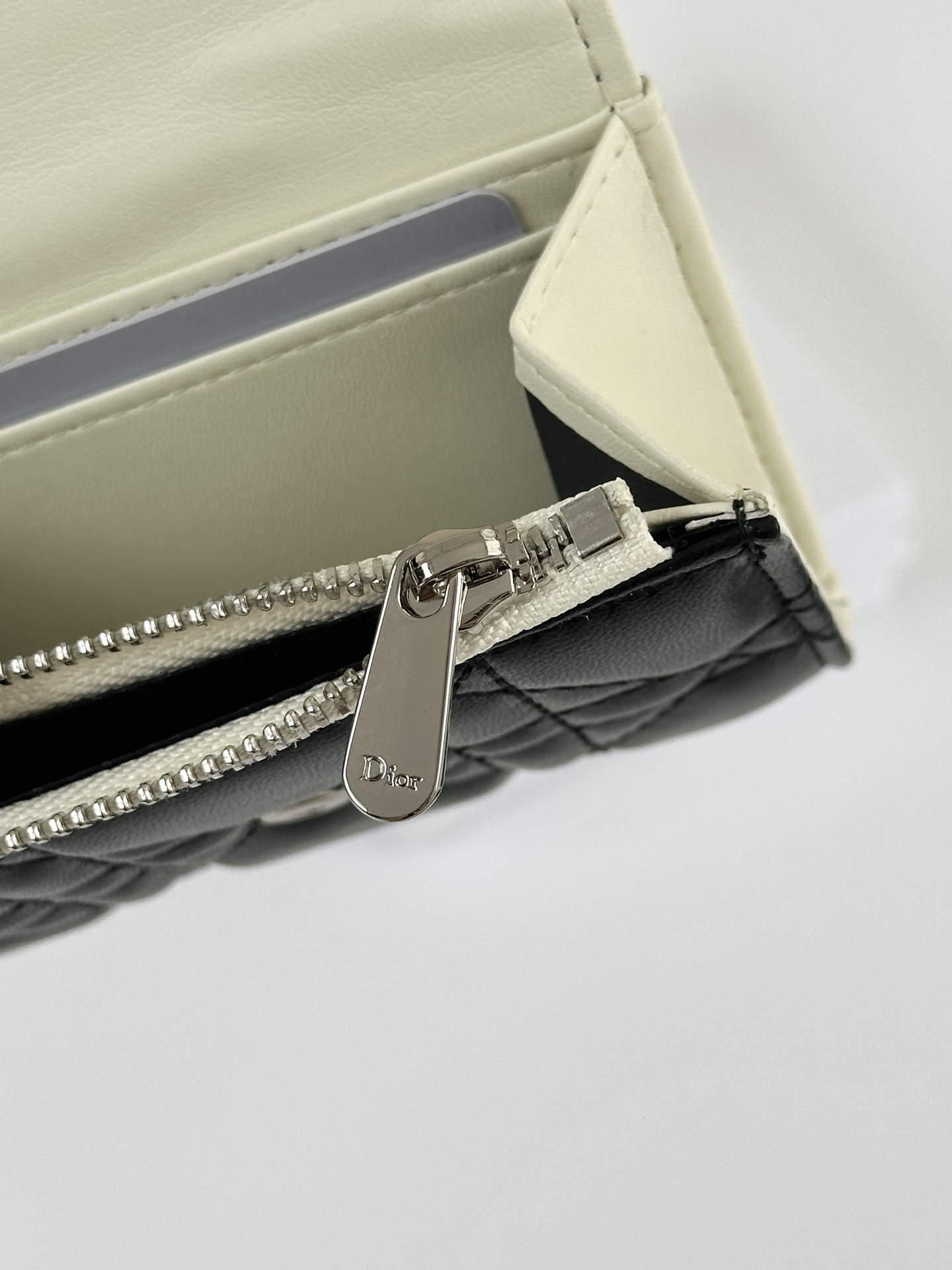 Dior Mini Lady Dior Wallet M115 - Image 8