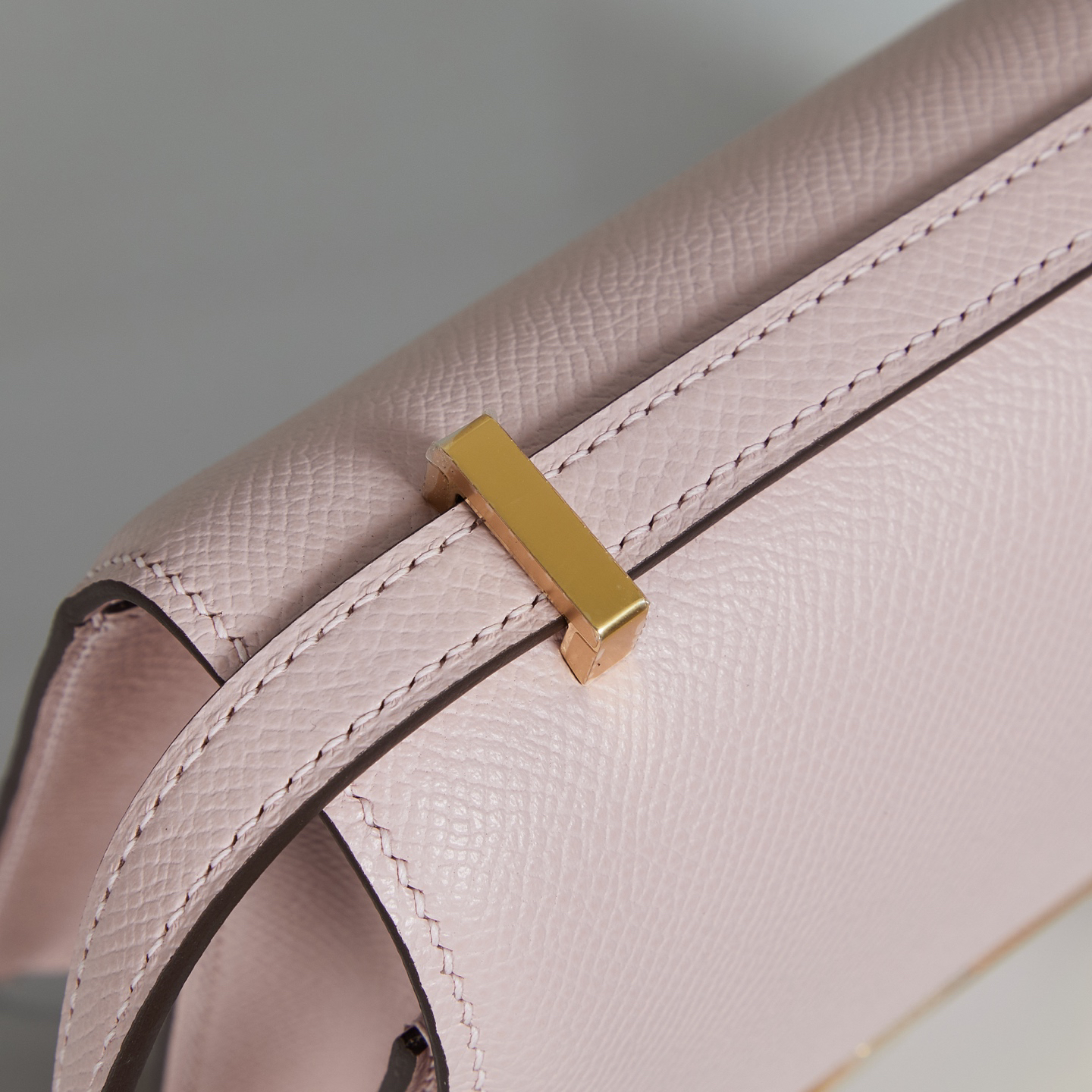 Hermes Constance 3Q Cherry Blossom Pink Epsom Leather Crossbody Bag - Image 8