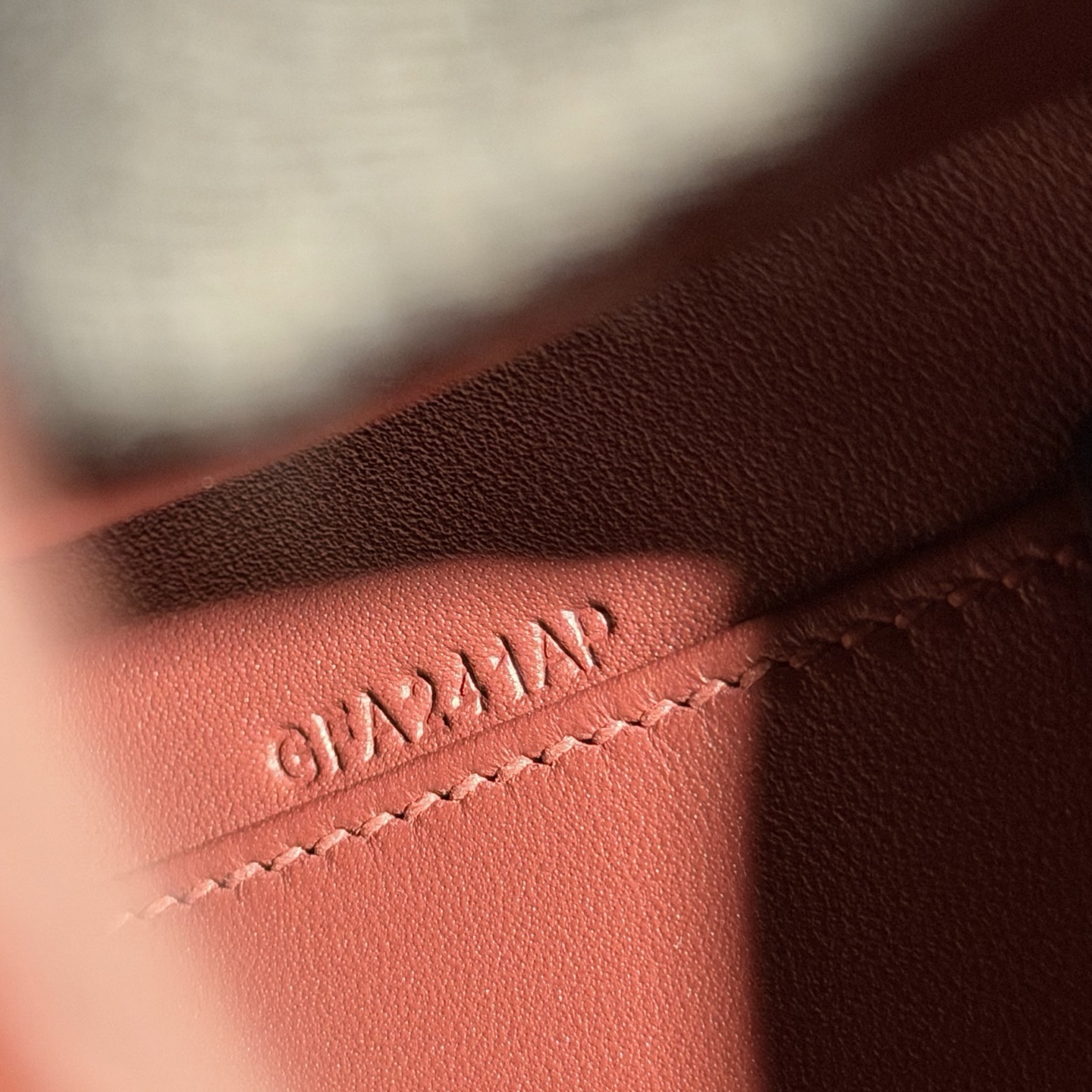 Pomari Swift Red Leather Crossbody Bag - Image 8