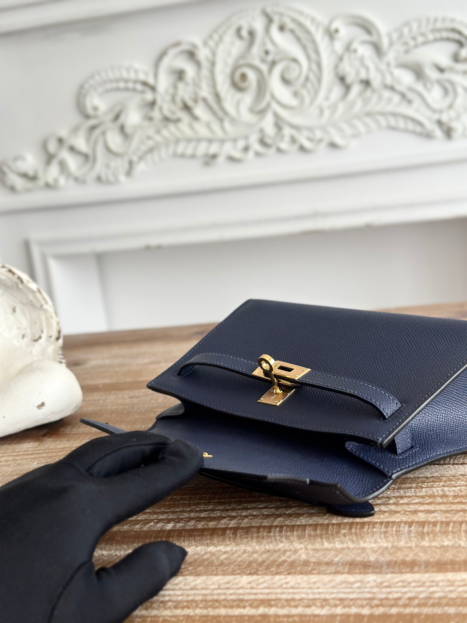 Hermès Kelly Mini Pouchette Handbag - Image 8