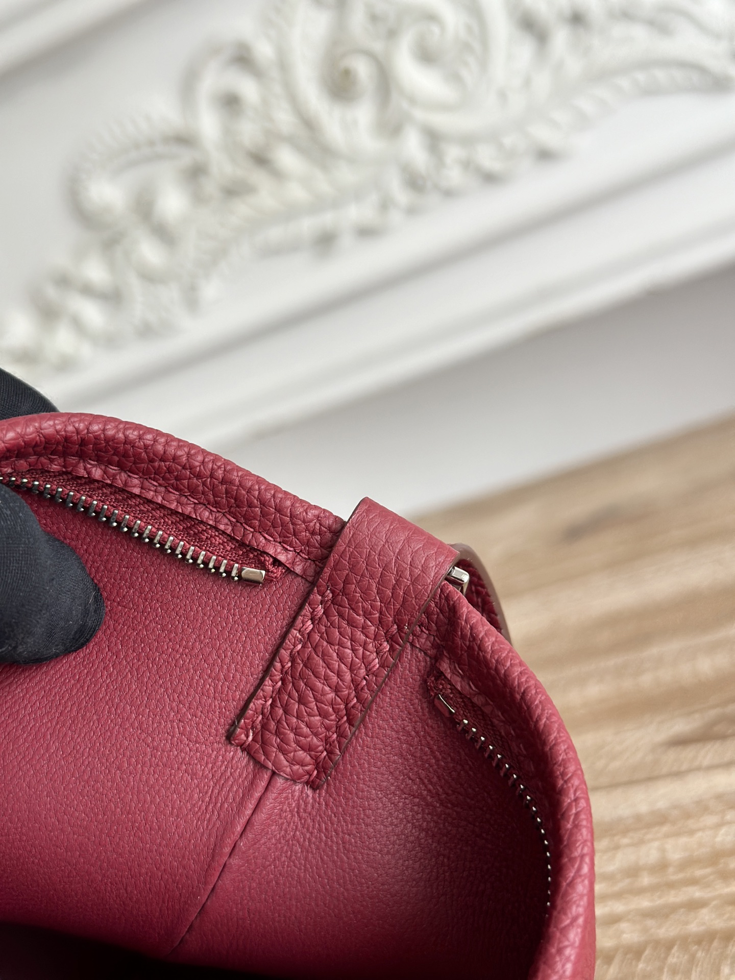 Hermes Berlingot Ruby Red Leather Crossbody Bag - Image 8