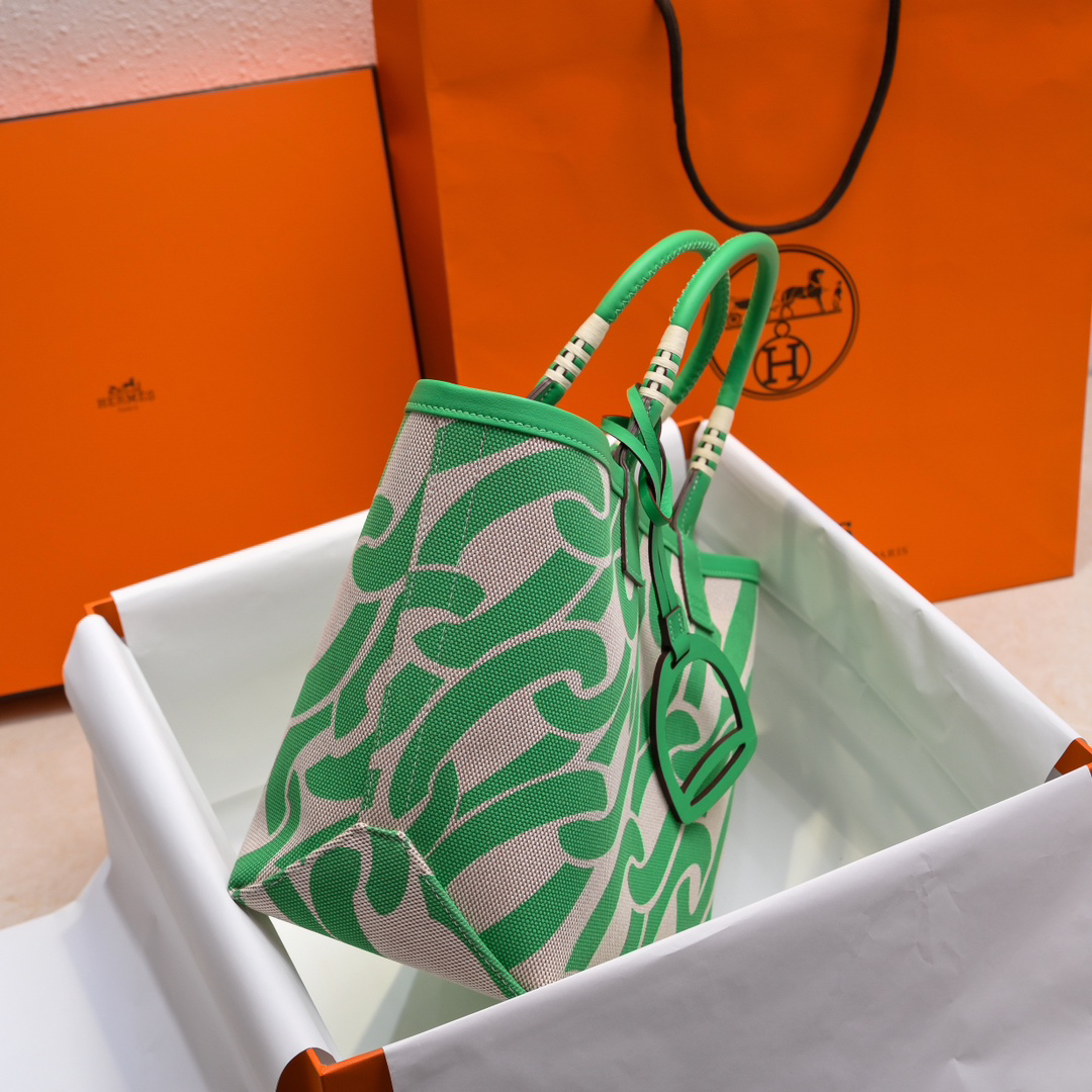 Hermes Steeple Tote Bag - Image 8