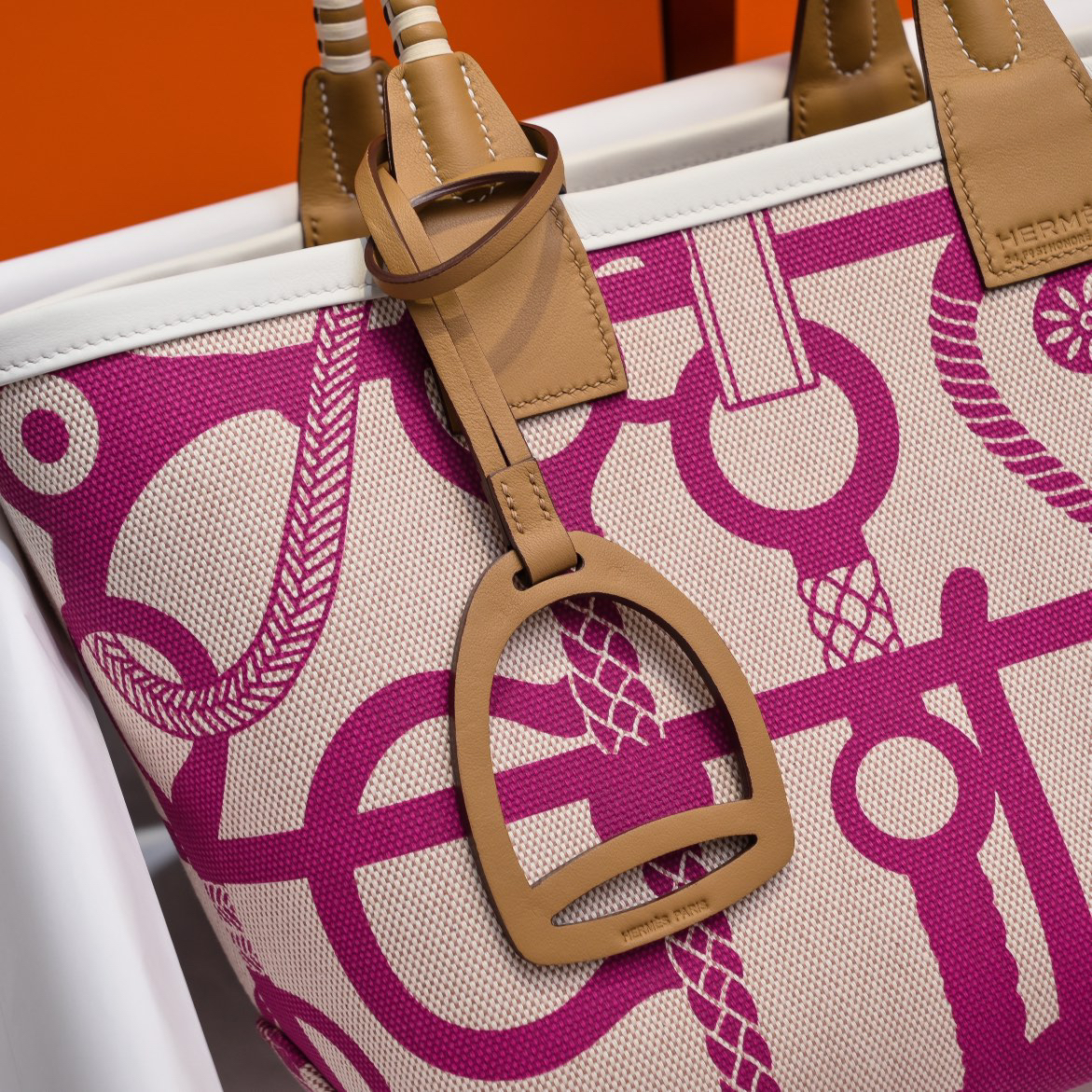 Hermès Steeple Tote Bag 25 cm - Image 8