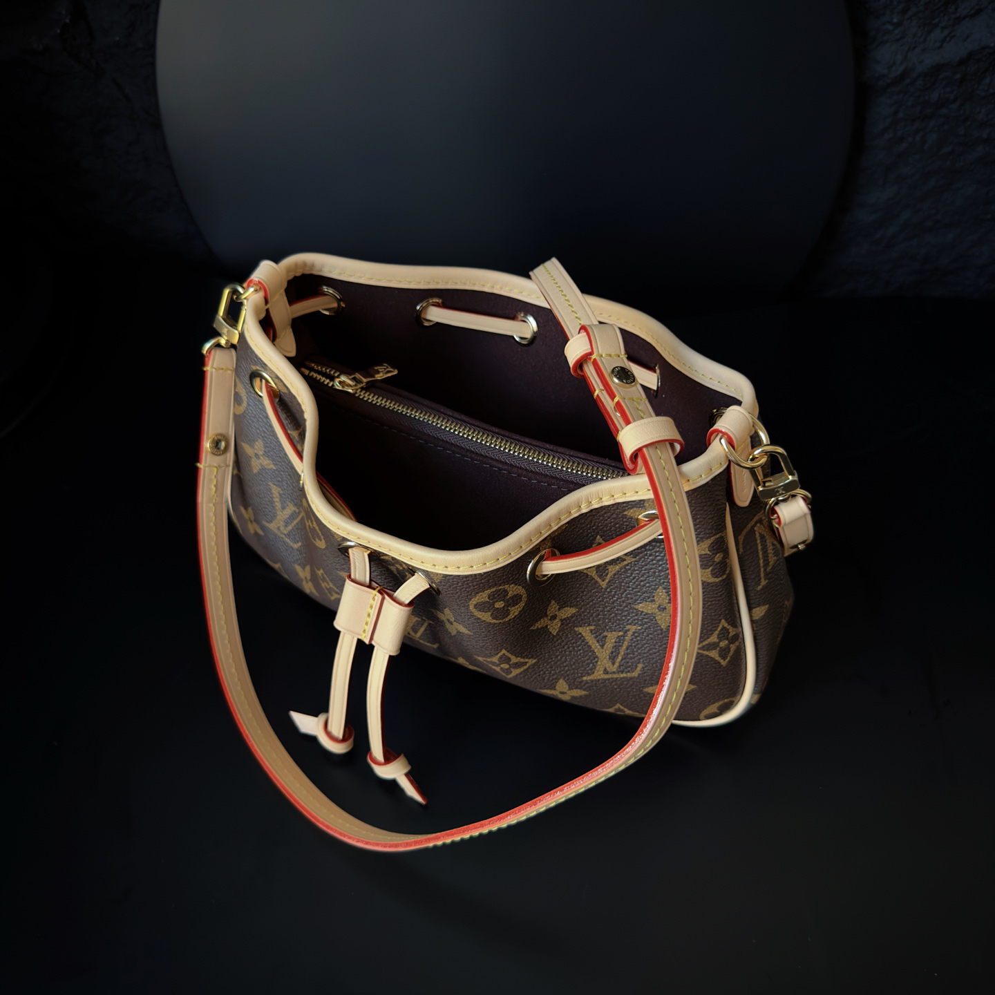 Nano Frivole M29537 Handbag - Image 8