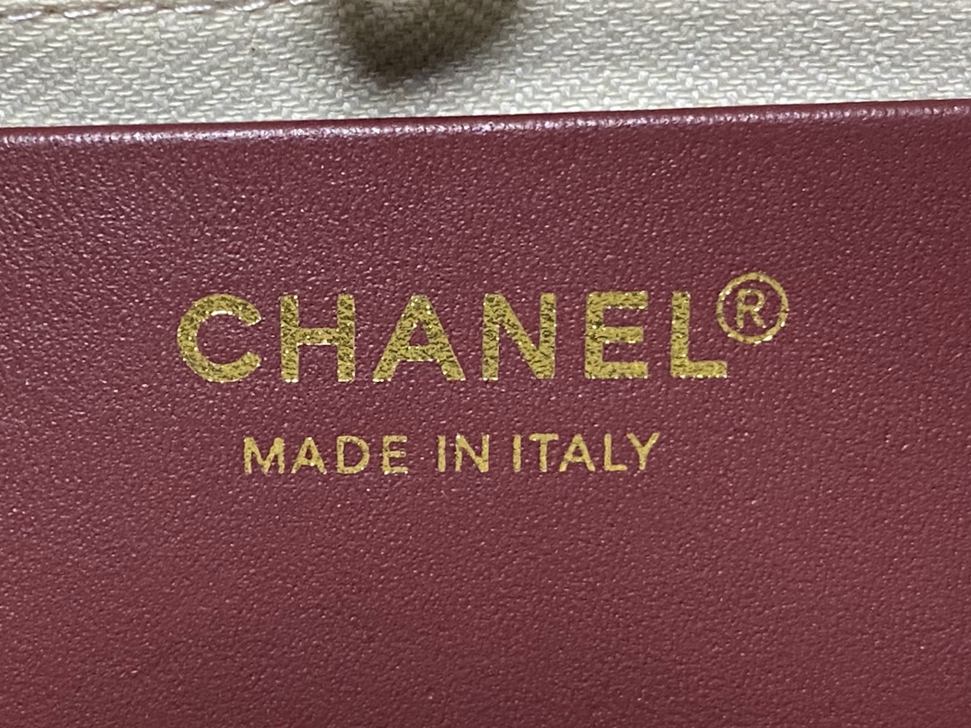 CHANEL Classic Large-Capacity Shopping Tote Bags - Image 8