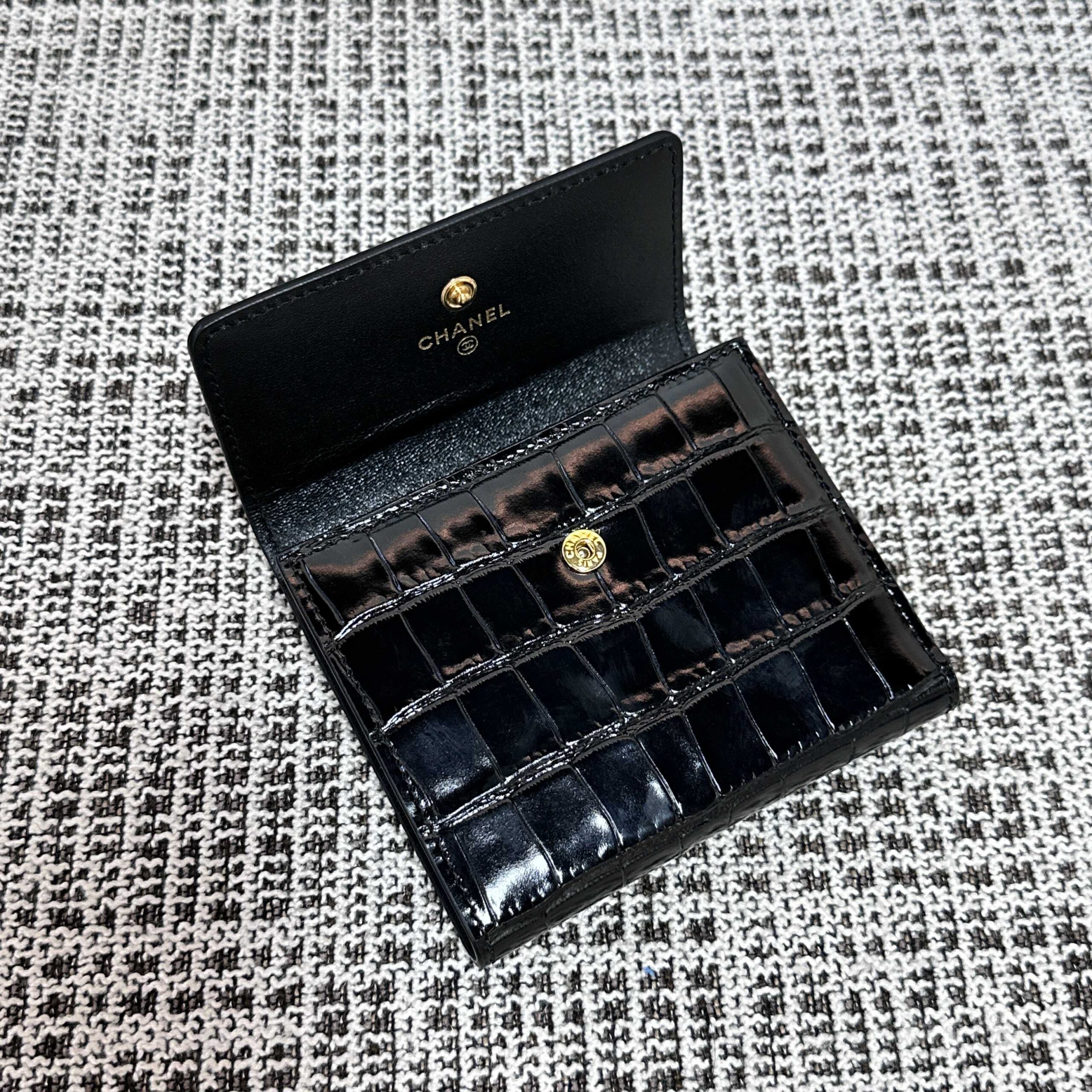 CHANEL Crocodile-Embossed Leather Trifold Wallet - Image 8