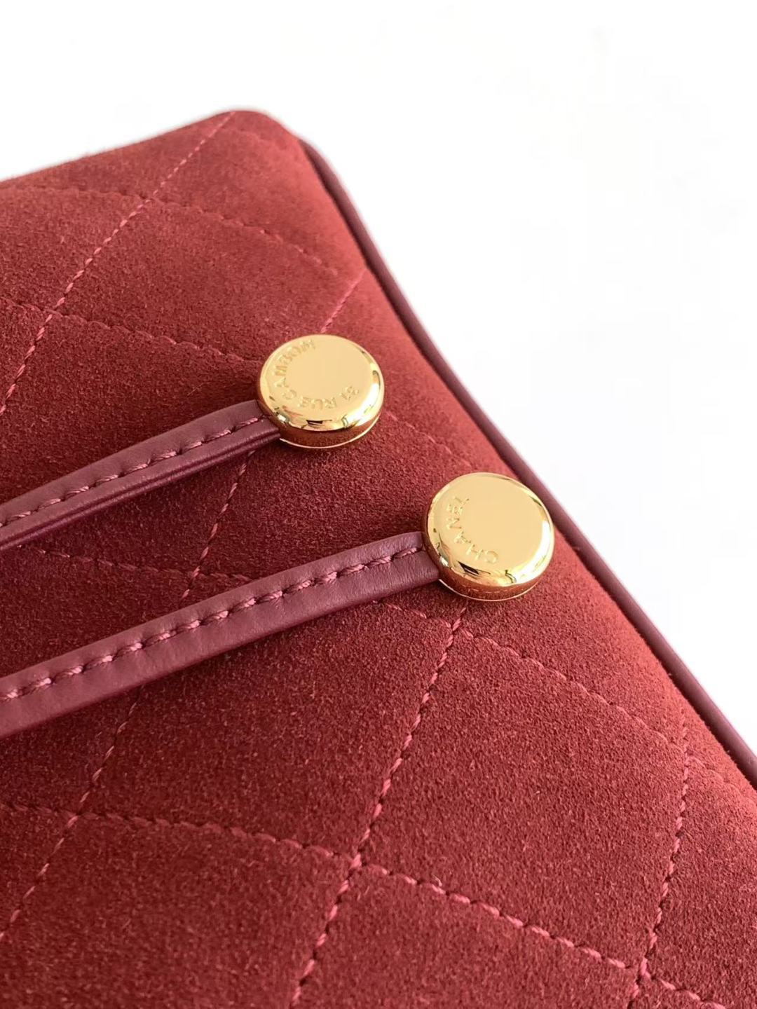 Chanel 26B AS6537 Small Leather Bucket Crossbody Bag - Image 8