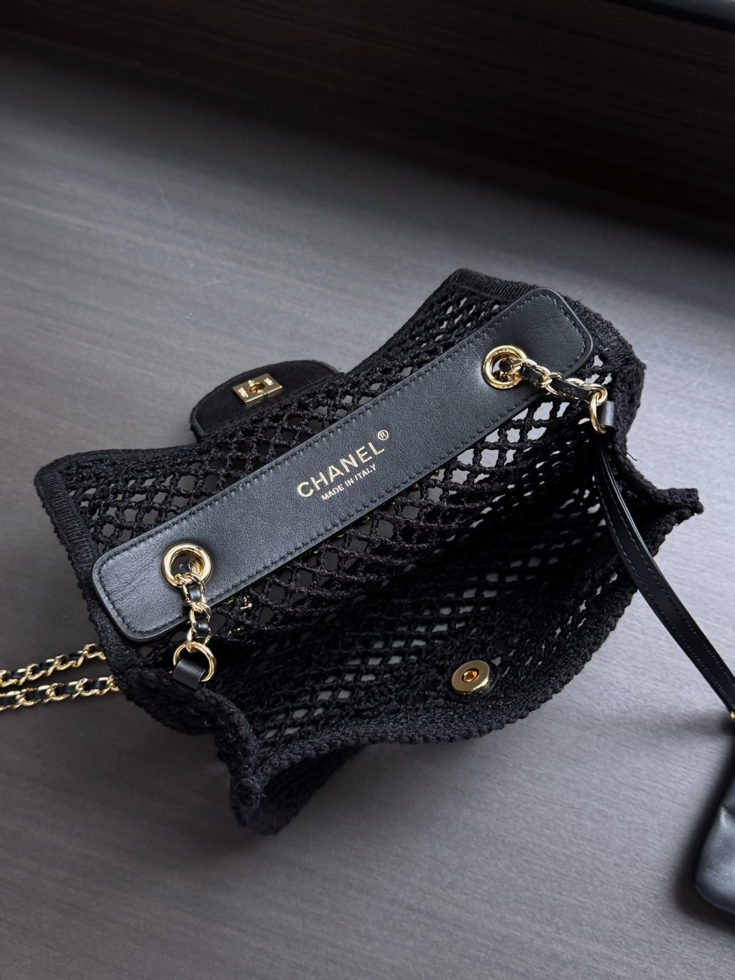Chanel Knitted Chain Shoulder Bag - Image 8