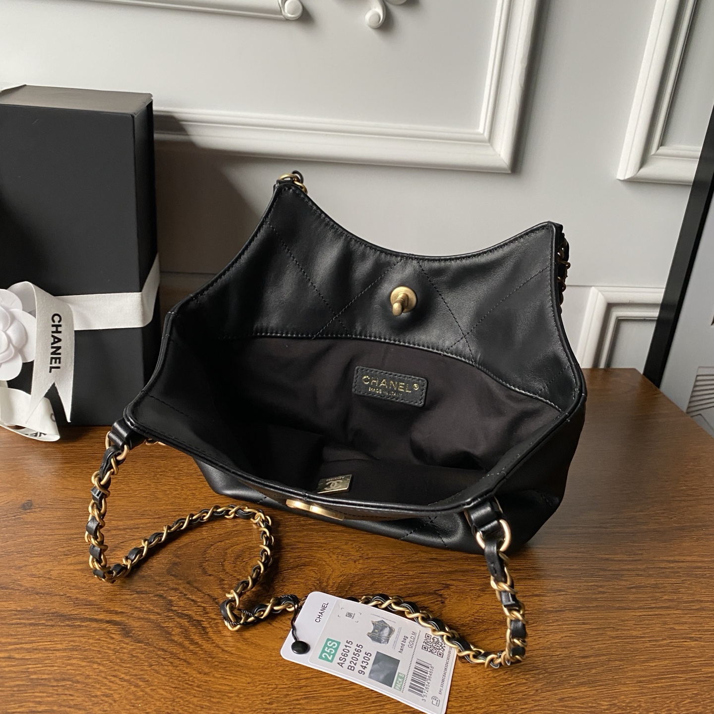 Chanel 26C Spring Collection Mini Tote Bag - Image 8