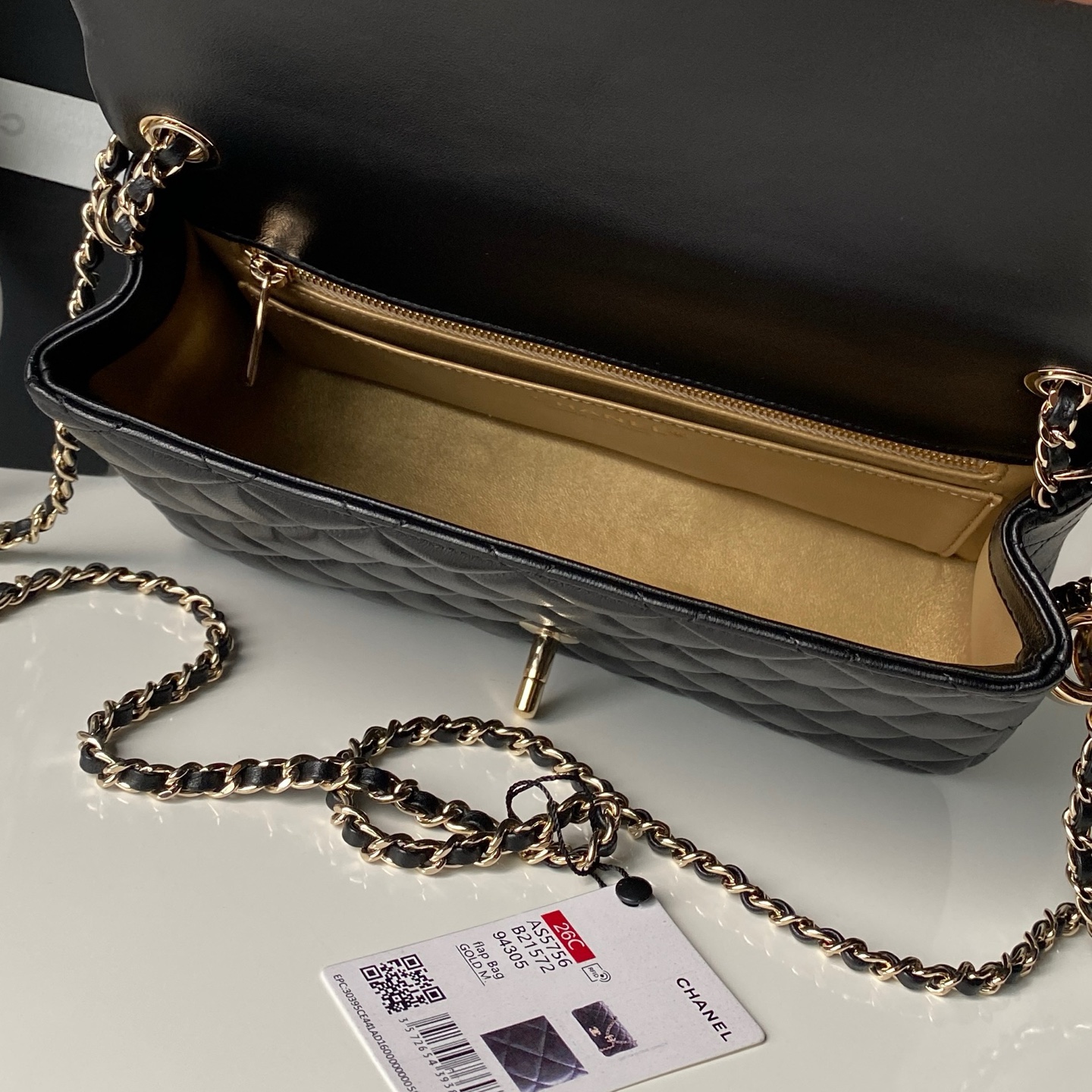 Chanel 26C CC Clasp CF Series Crossbody Bag - Image 8
