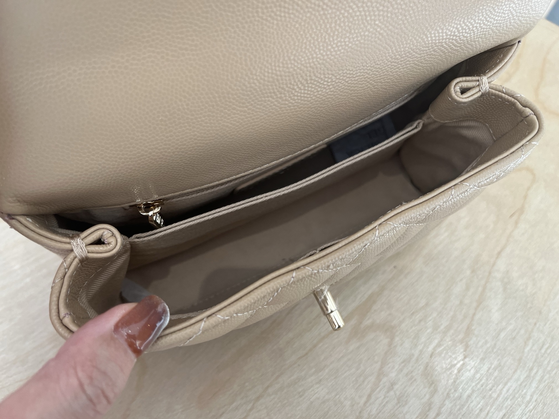 Chanel Coco Handle Calfskin Handbag - Image 8