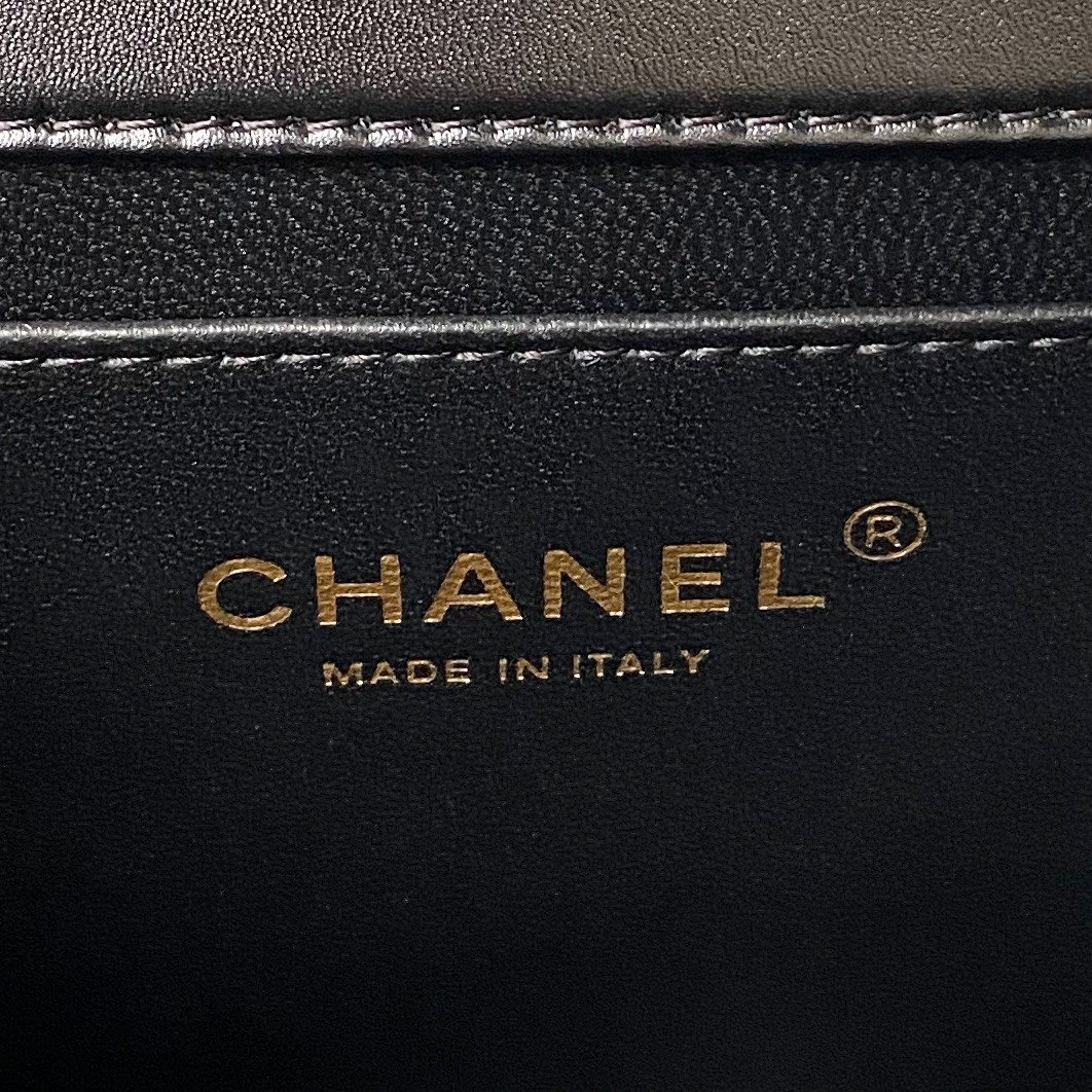 Mini Leather Chain Crossbody Bag - Image 8