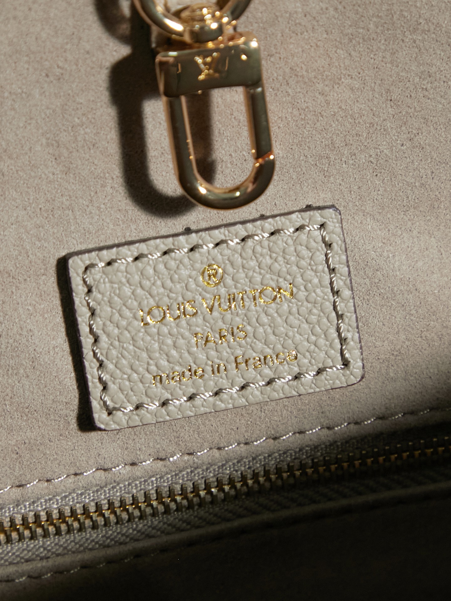 Louis Vuitton OnTheGo MM Medium Tote Bag M45494 - Image 8