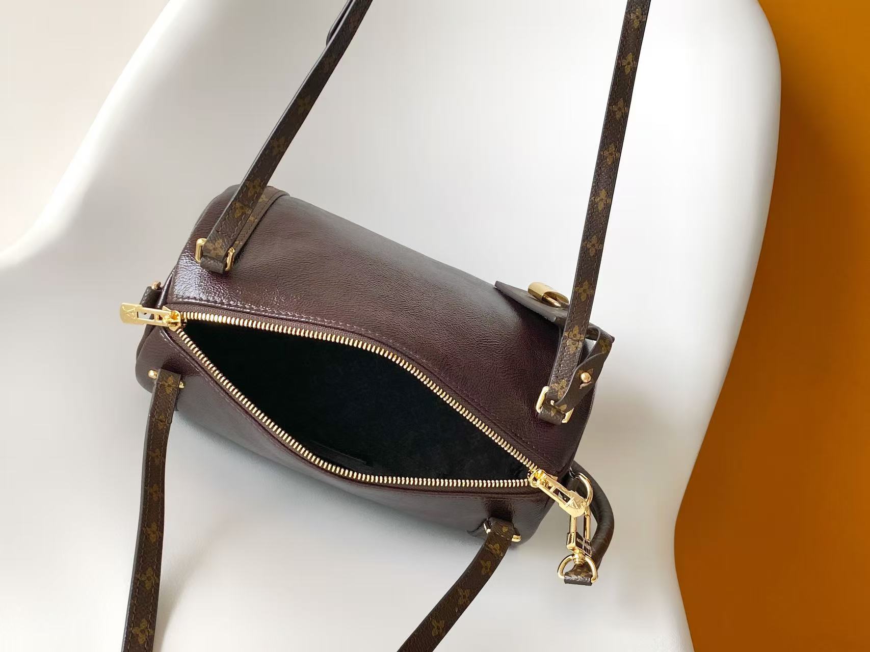 Louis Vuitton Exess Small Handbag with Monogram Trim - Image 8