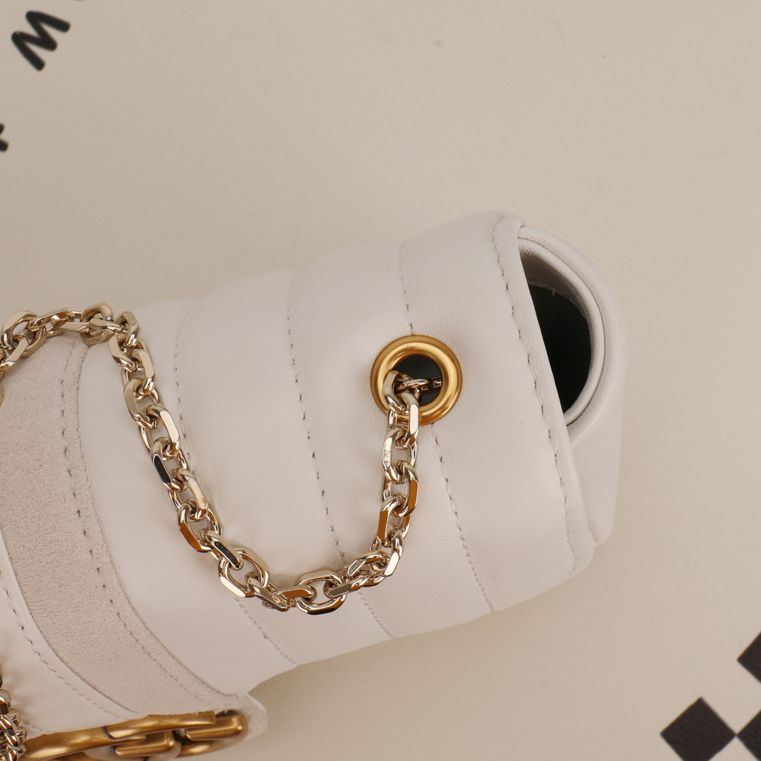 Gucci Leather Bag A006X1 - Image 8