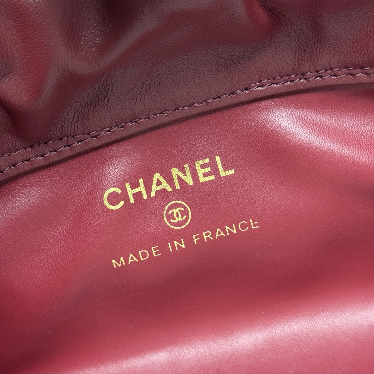Chanel Quilted Drawstring Shoulder Bag in Black - Image 8