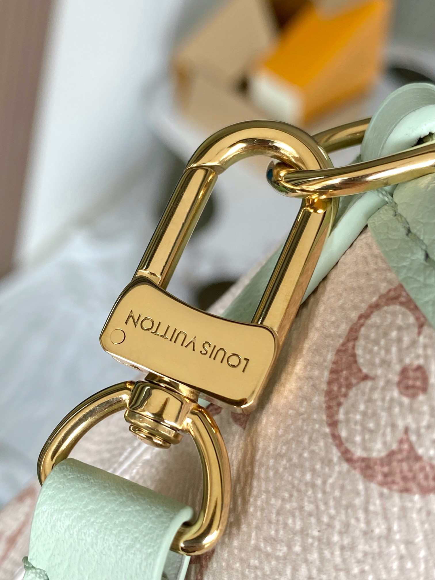 Louis Vuitton Neverfull Bandouliere Inside Out BB Handbag - Image 8