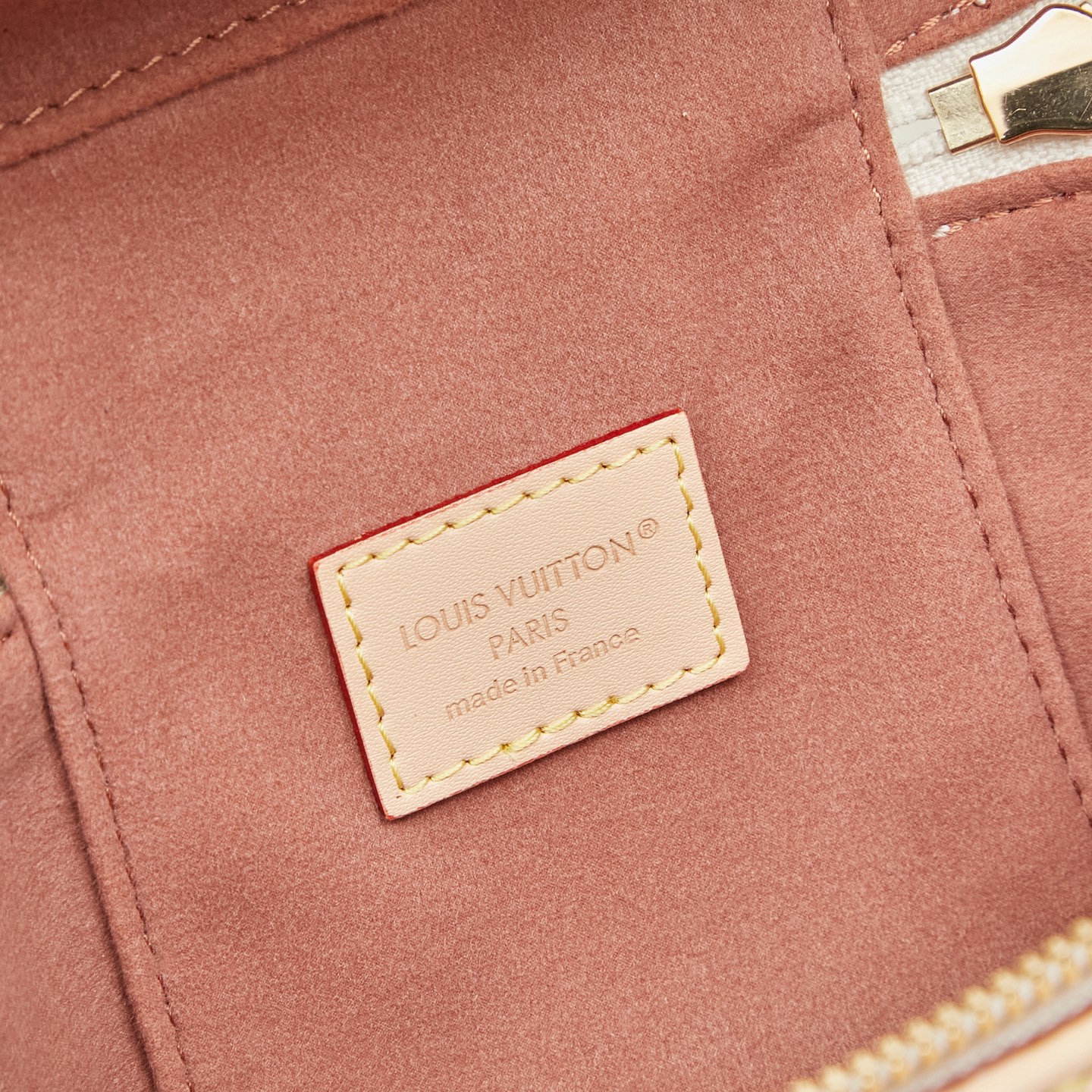 Louis Vuitton M29782 Vanity Chain Pouch – LV Crafty Monogram Dune - Image 8