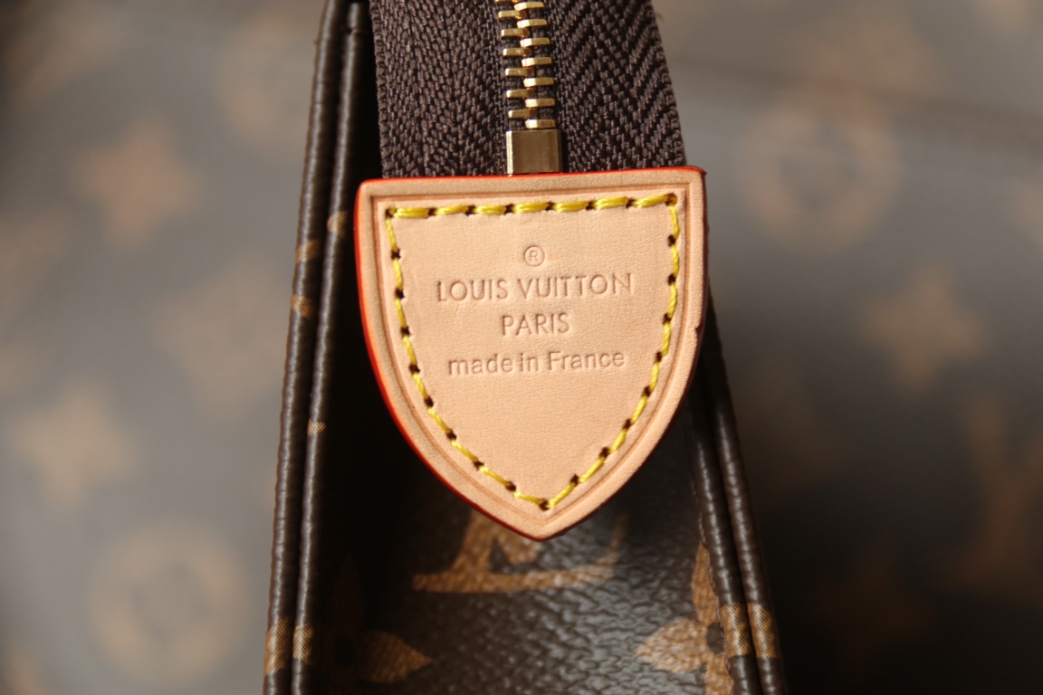 Louis Vuitton M47195 Three-Piece Bag Set - Image 8