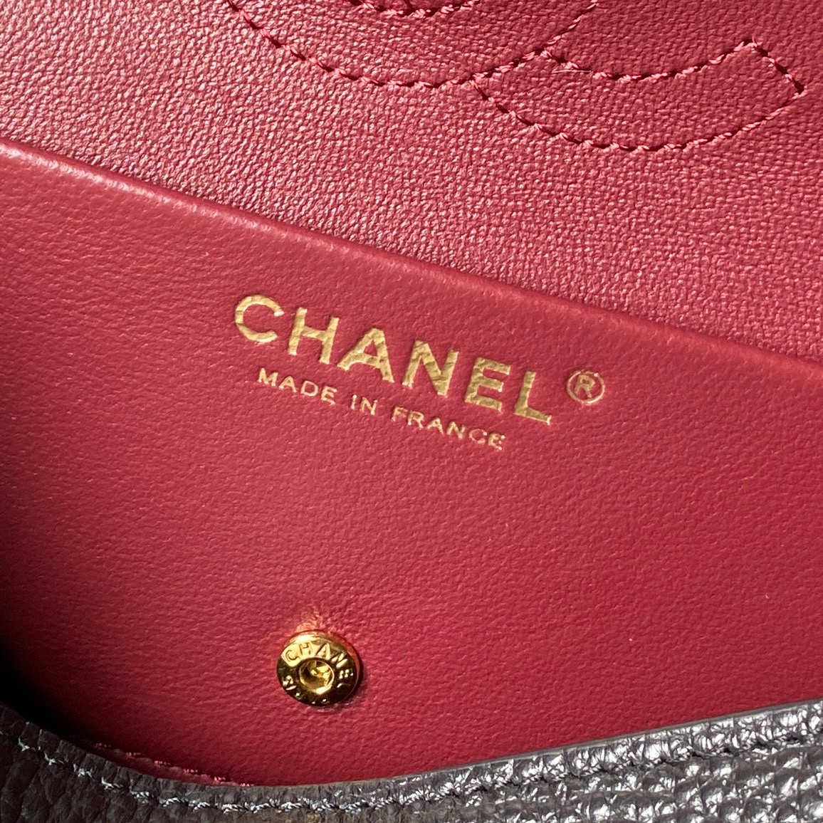 Chanel Mini Flap Shoulder Bag 26B AS6573 - Image 8